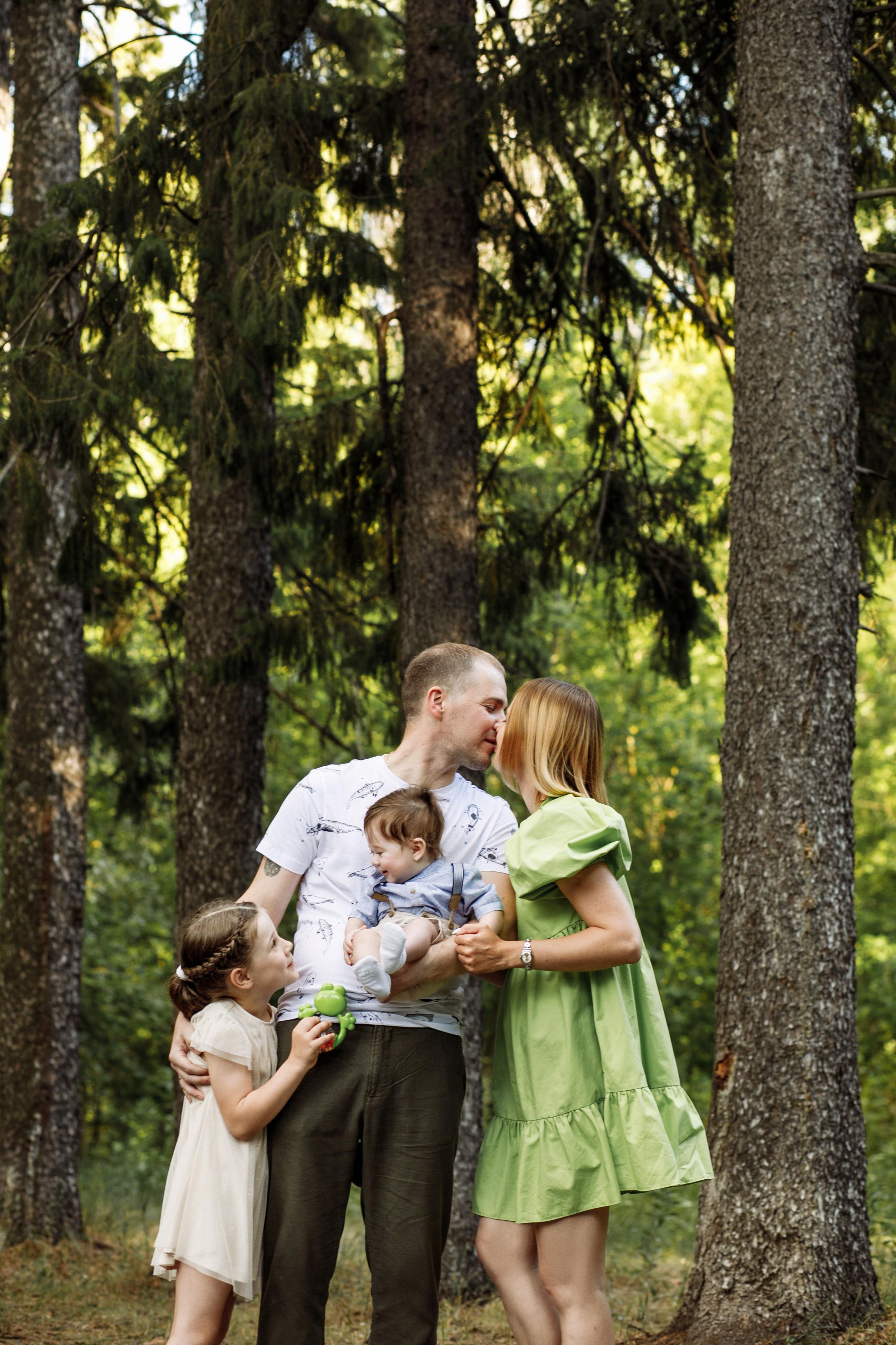 Family. Nature. Wedding and family photographer and videographer PA, NJ, NY, DE, MD
