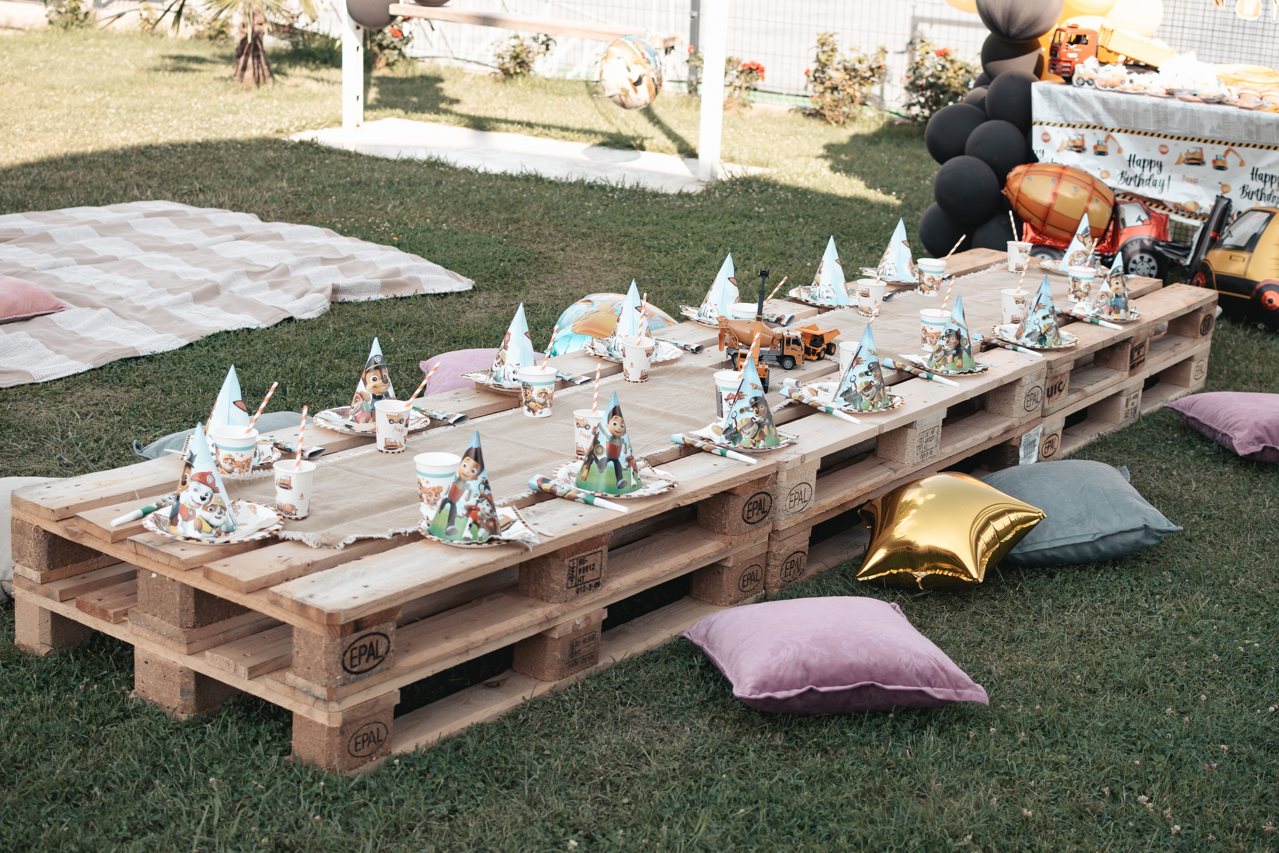 Jakov, rođendan. BambinaaPhotography