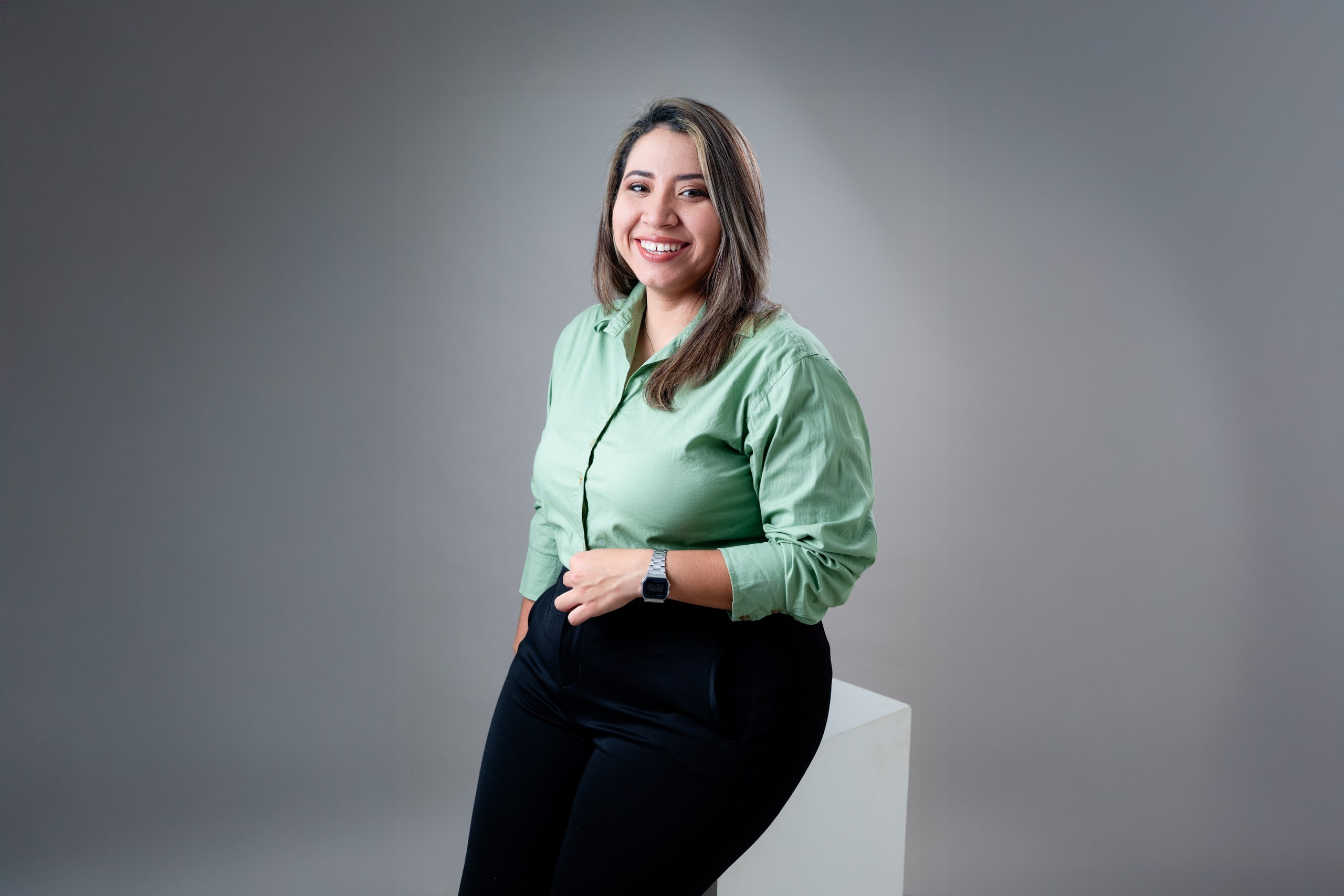 Fotógrafo corporativo y de marca personal en Barranquilla. Fotógrafo profesional de bodas, embarazo y familias en Barranquilla