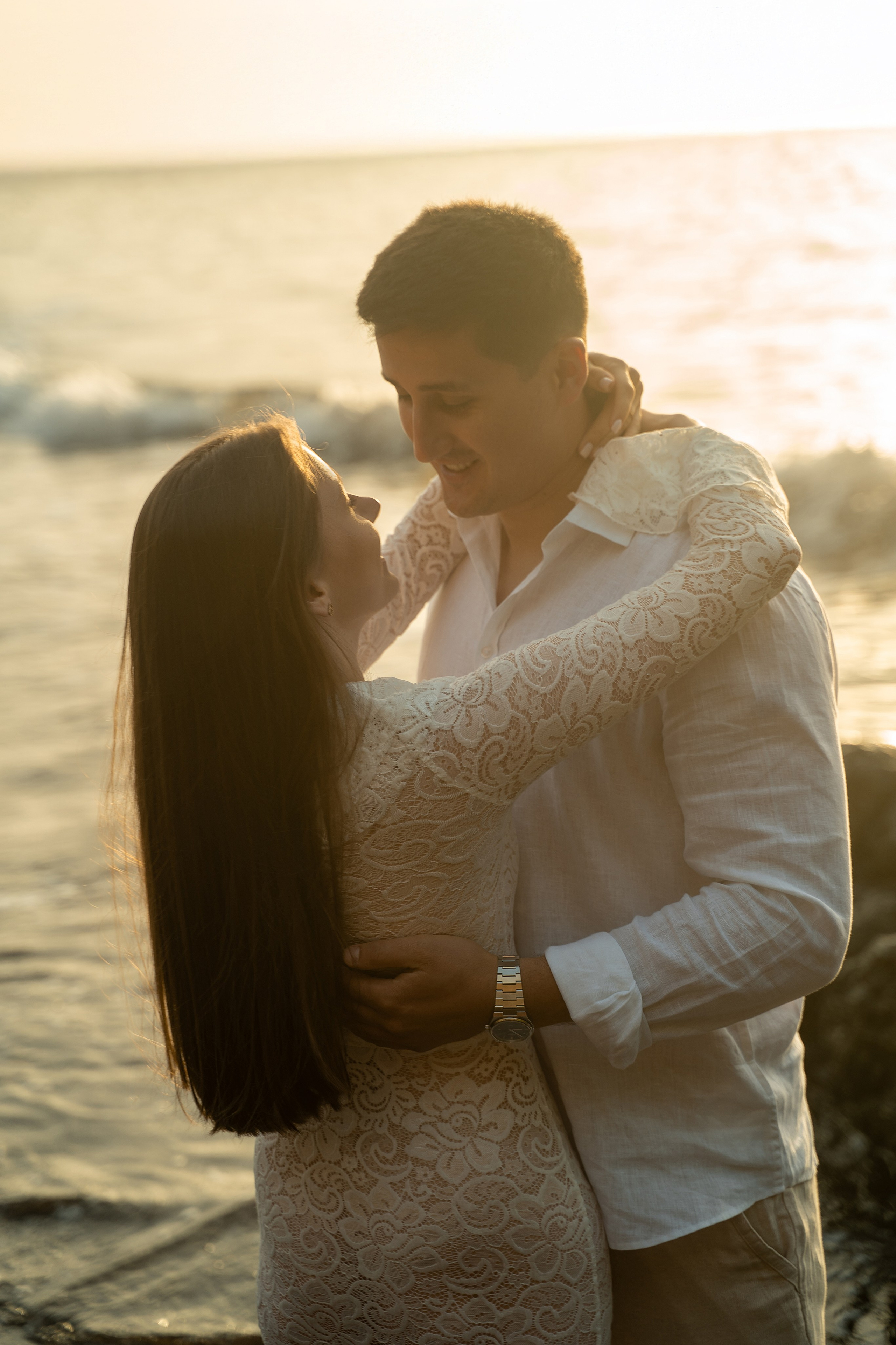 Romantic Beach Proposal in Madeira | Proposal Photoshoot. Your photographer in Madeira