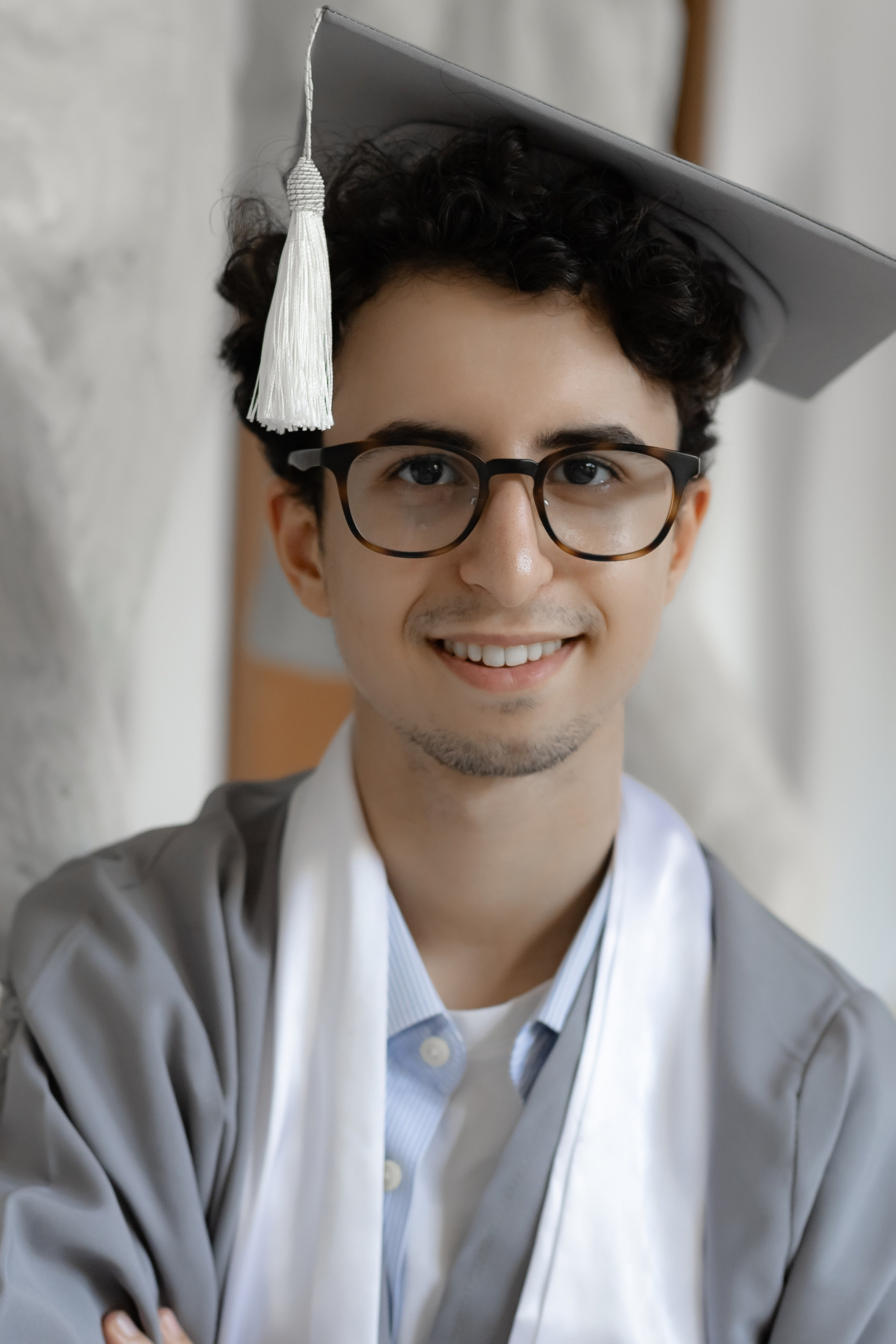 Premium mezun xalati, qara mezun geyimi, ag mezun libasi, qirmizi sarfli mezun paltari, mezun aksesuarlar, mezun papaqlari, mezun lentleri, mezun hediyyeleri, mezun fotosessiya geyimleri, mezun cekilisi ucun geyimler, mezun tedbirleri ucun aksesuarlar, mezun geyimlerinin icare ve satisi, premium mezun libaslari, mezun geyimleri online sifaris, mezun geyimleri Bakida, mezun geyimleri qiymetleri, mezun geyimleri modelleri, Mezun cekilisi, mezun fotosessiyasi, mezun cekilisi ucun geyimler, mezun mantiyasi cekilisi, mezun fotosessiya ideyalari, mezun gunu fotosessiya, mezun xatireleri, mezun papaqlari ile fotosessiya, mezun lentleri ile cekilis, ferdi mezun fotosessiyasi, qrup mezun cekilisi, mezun fotosessiya mekani, mezun ucun ideal cekilis fonlari, mezun fotosessiya aksesuarlari, mezun albomu sekilleri, mezun cekilisi poza ideyalari, universitet mezun fotosessiyasi, kollektiv mezun fotosessiyasi, mezun xalatlari ile cekilis, mezun mantiyasi fotosessiyasi, mezun geyimleri ile professional cekilis, mezun tebrik fotosessiyasi, en yeni mezun cekilis trendləri, mezun fotosessiya xidmetleri, premium mezun cekilisi, mezun cekilisi ucun dekorlar, mezun fotosessiyasi aksesuarlar, mezun gunu en gozel fotolar, mezun cekilisi fotostudiya, bakida mezun fotosessiyasi, xaricde mezun cekilisi, mezun gunune ozel cekilis,Məzun mantiyaları, eksklüziv məzun geyimləri, ağ və qara məzun libasları, məzun üçün xüsusi şarf modelləri, məzun papağı və aksesuarları, fərdi dizayn məzun geyimləri, məzun tədbiri üçün ən yaxşı seçimlər, məzun fotosessiyası üçün ideal libaslar, məzun mərasimi geyimləri, keyfiyyətli məzun mantiyası, rahat və şık məzun geyimləri, məzun üçün lent və tac modelləri, məzun simvolik medalları, icarəyə verilən məzun libasları, məzun geyimlərinin sərfəli qiymətləri, onlayn məzun geyimi sifarişi, məzun paltarı mağazası, dəbli məzun geyimləri, premium məzun mantiyalarının satışı, universitet məzunları üçün mantiyalar, kollektiv məzun geyimləri, məktəb məzunları üçün geyimlər, diplom mərasimi üçün geyimlər, fərqli rəngdə məzun libasları, ən yeni məzun geyimləri, rahat və premium məzun geyimi seçimləri, Bakıda məzun geyimi mağazası, məzun üçün ən yaxşı libaslar