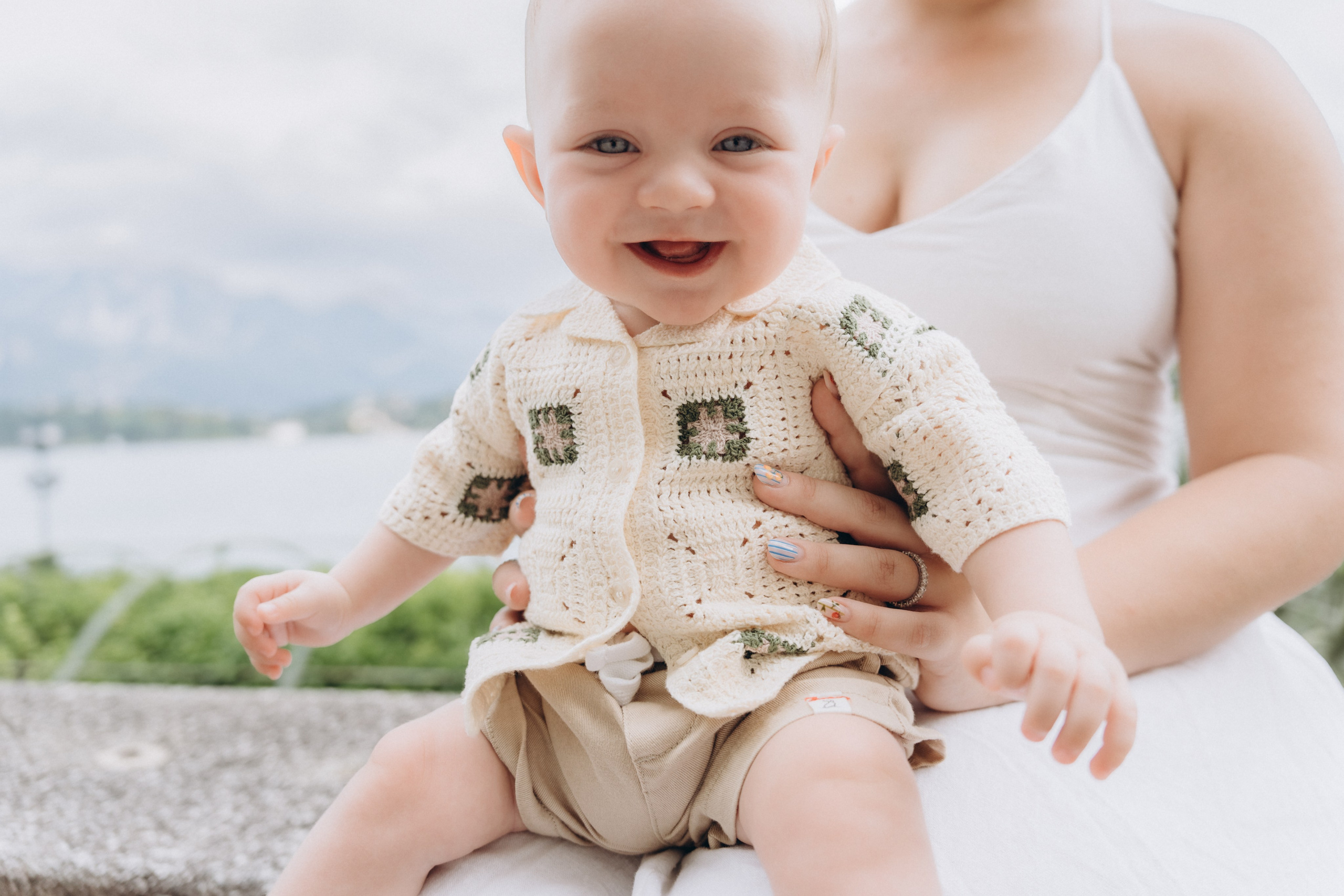 Family moments in Como Lake. PHOTOGRAPHER IN ITALY