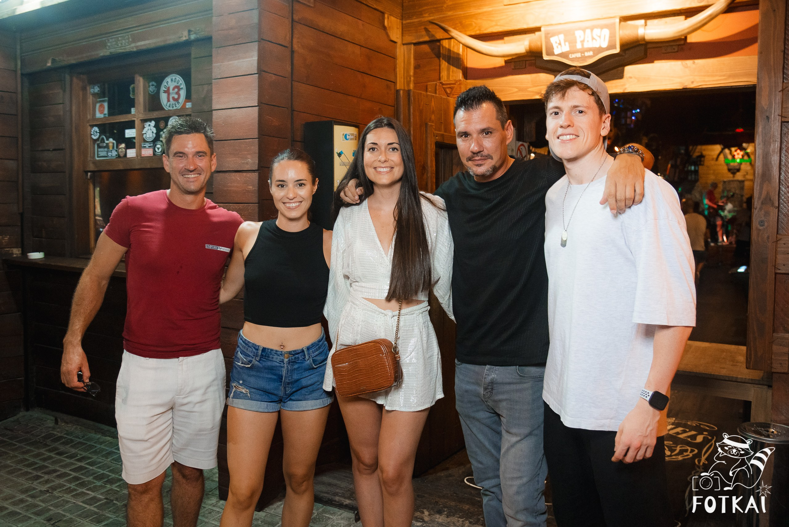 Reportaje fotográfico de FOTKAI | Café Bar El Paso | Torrevieja, España, 4 de julio de 2025