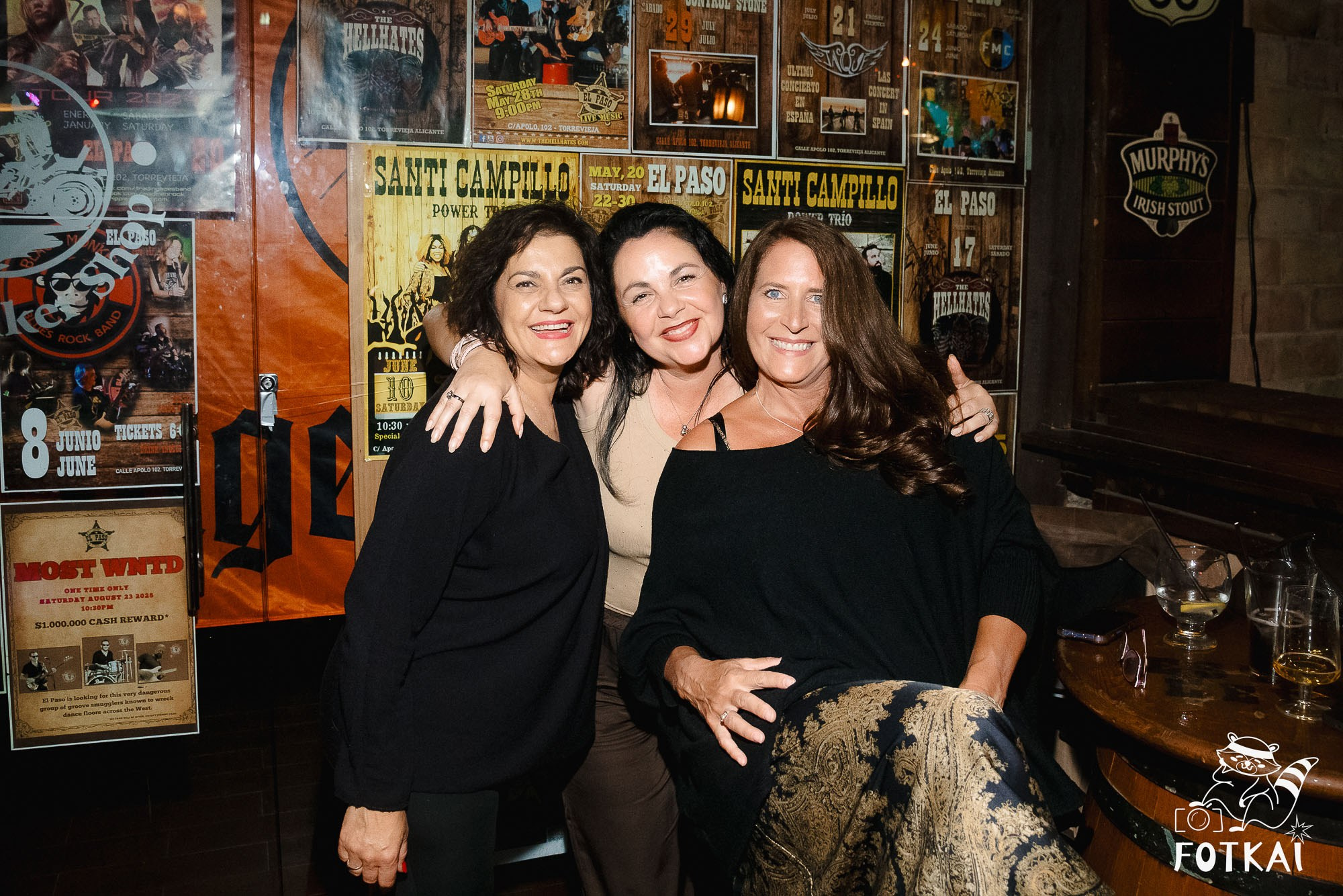 Dirty Picks — Concert Photos at El Paso Bar, Torrevieja, 2026 | FOTKAI