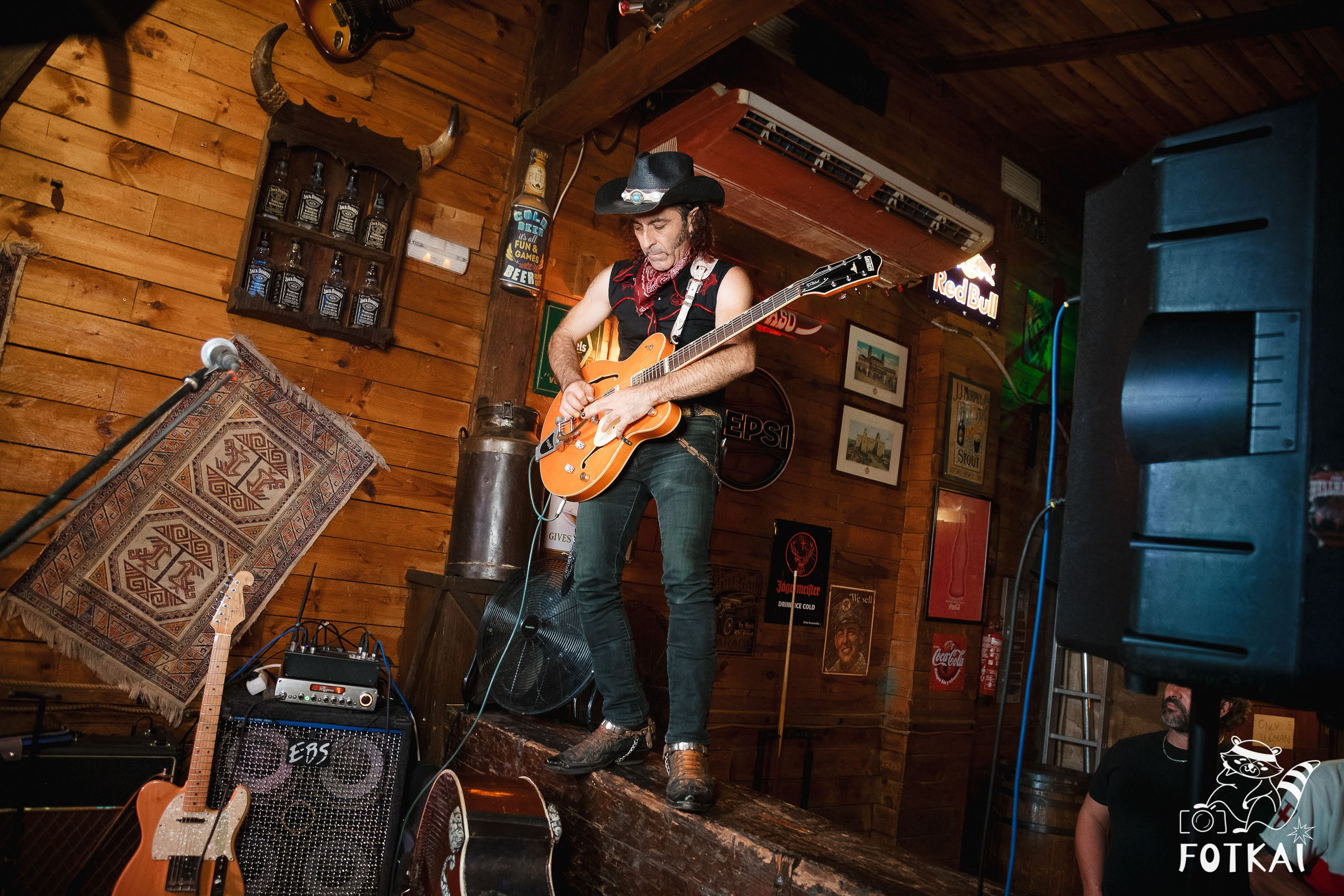 The Hellhates en El Paso Rock Bar Torrevieja – Reportaje fotográfico 04.10.25 | FOTKAI