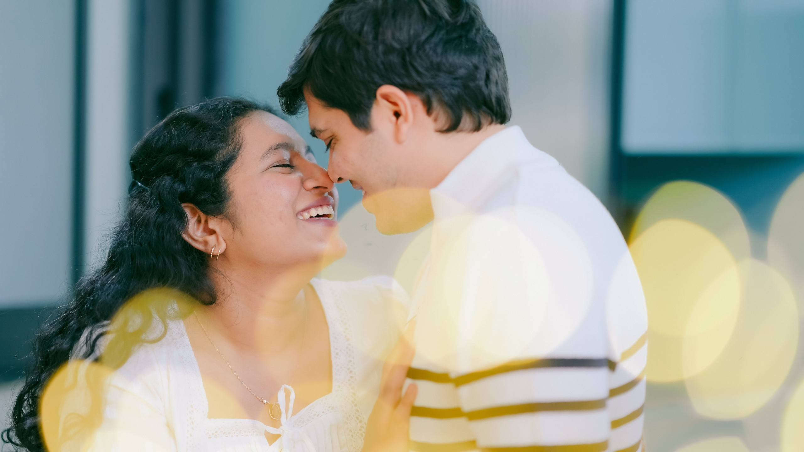COUPLE SESSIONS. Love Emotions Weddings