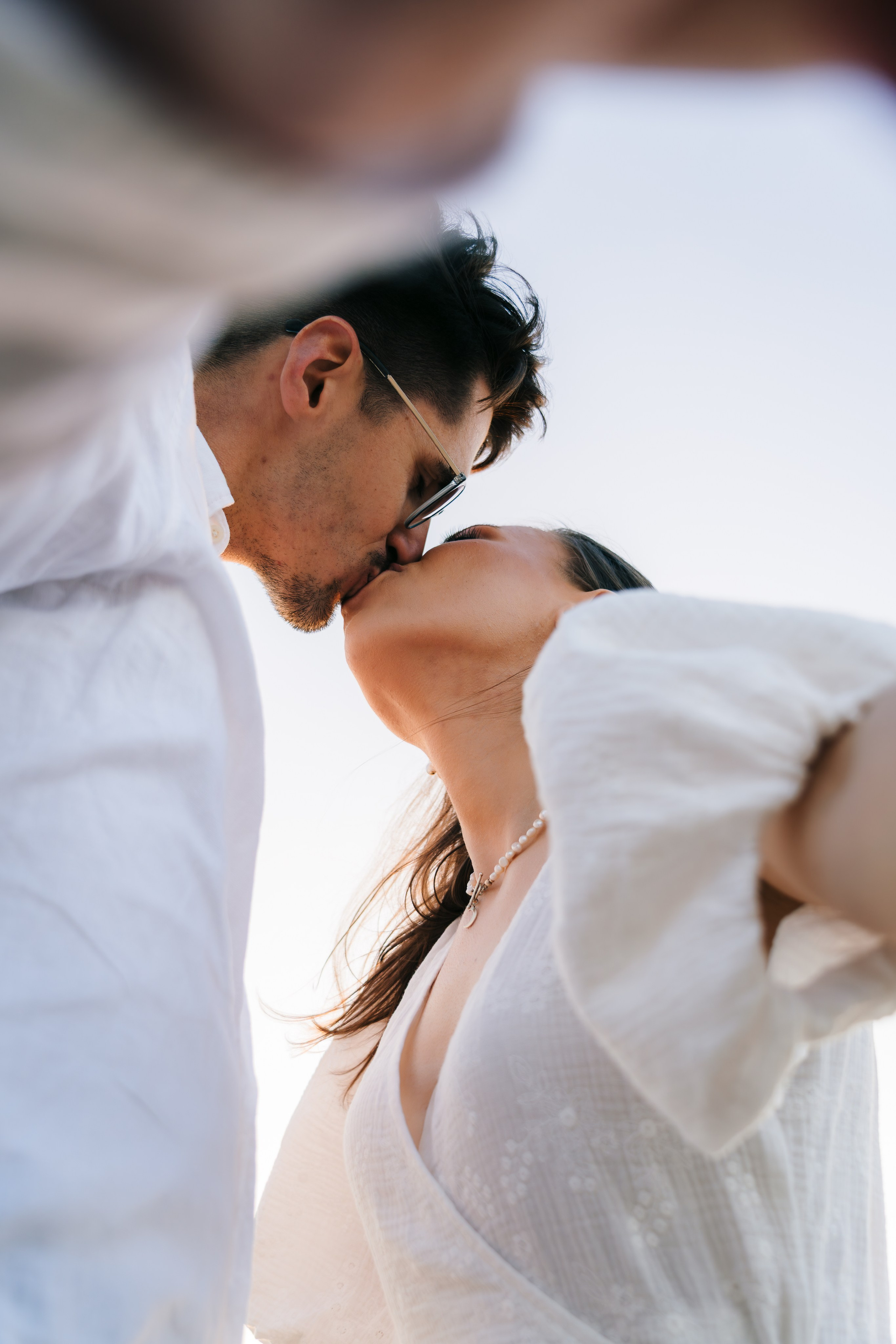 Karolina i Adrian, sesja narzeczeńska miejska i nad morzem. Fotograf ślubny & lifestyle Gdańsk, Karolina Baczewska