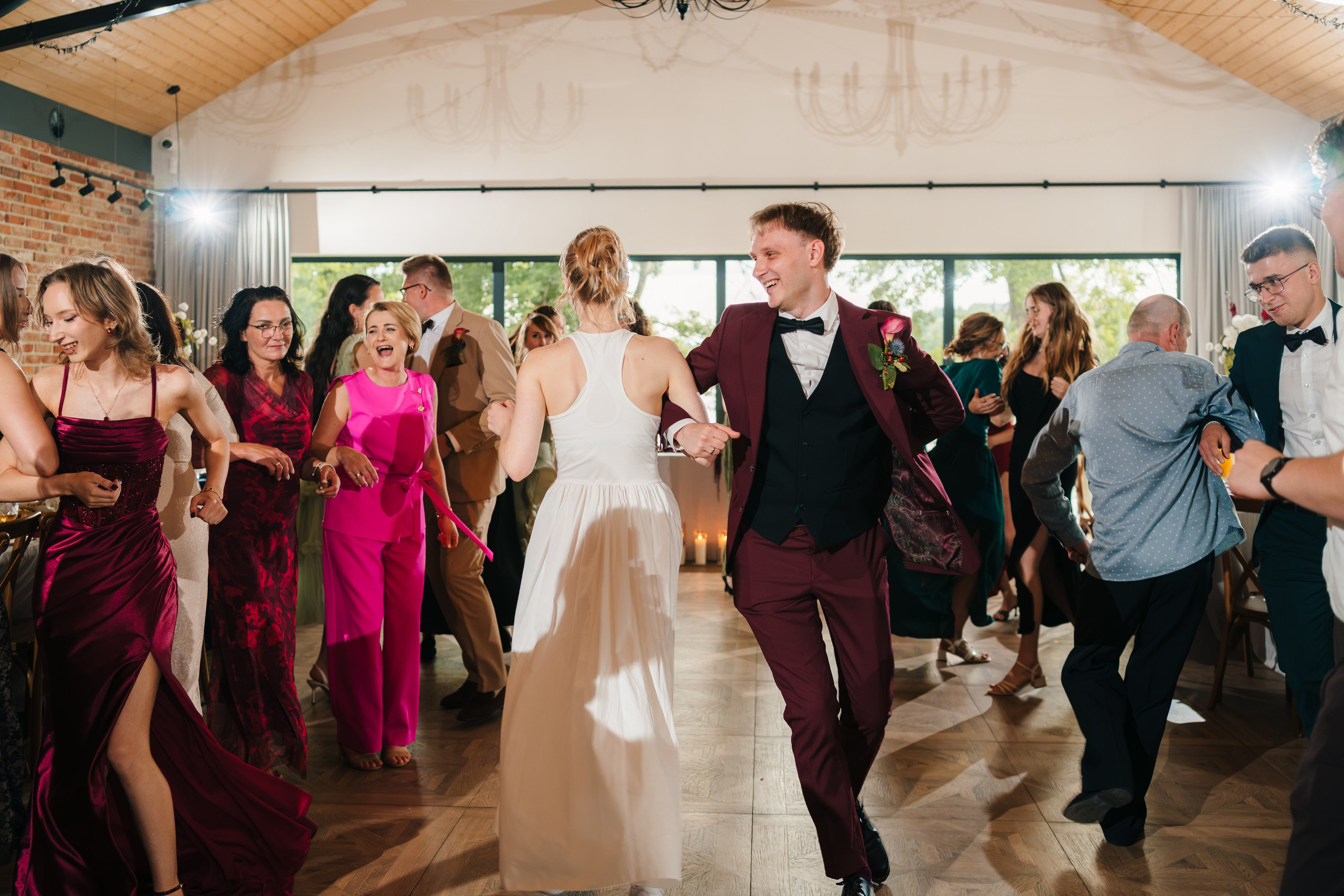 Marta i Cezary, Uroczysko Chmiel, zajawka. Fotograf ślubny & lifestyle Gdańsk, Karolina Baczewska