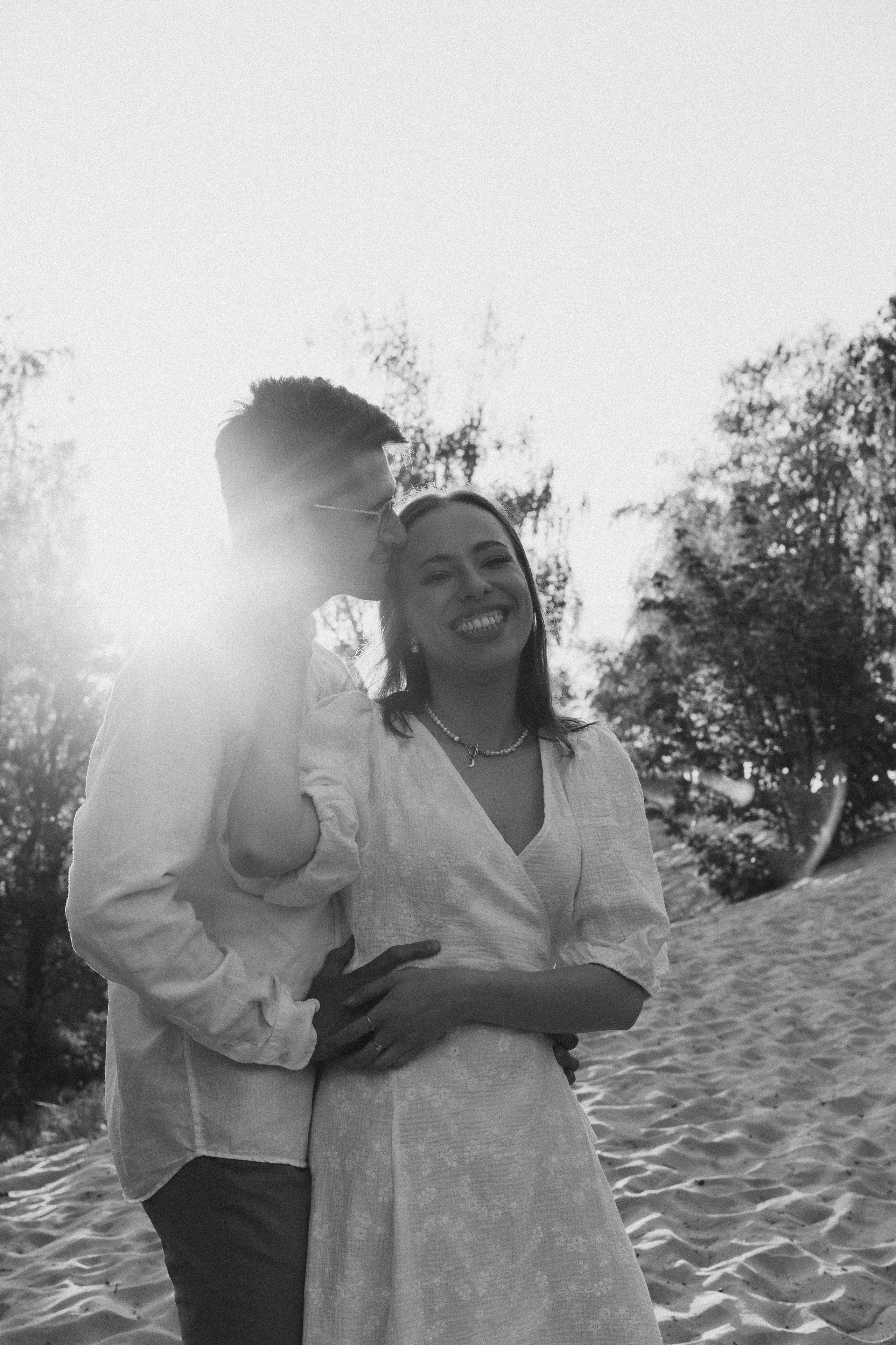 Karolina i Adrian, sesja narzeczeńska miejska i nad morzem. Fotograf ślubny & lifestyle Gdańsk, Karolina Baczewska