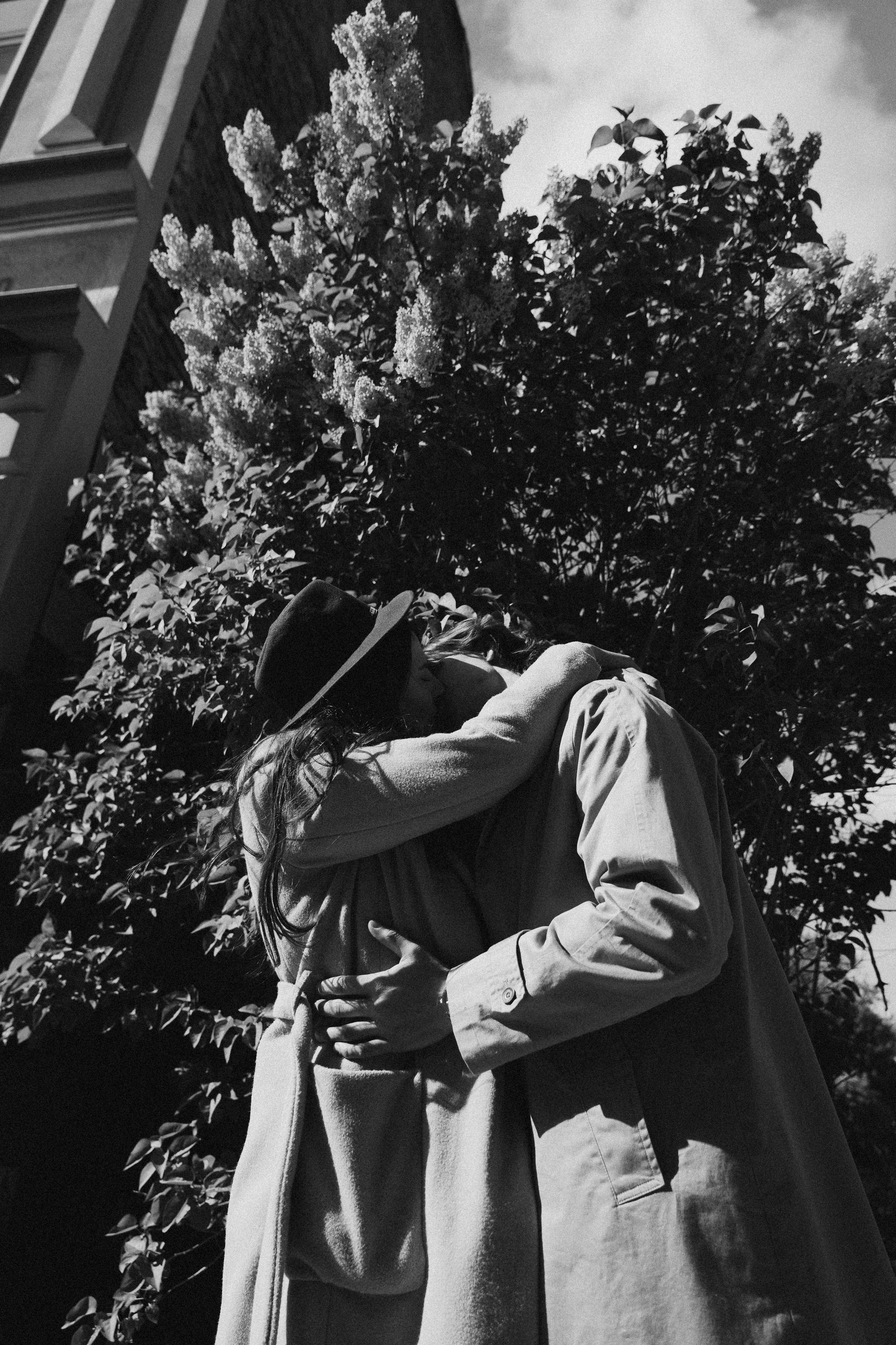 Pati i Szymon, miejska sesja love story. Fotograf ślubny & lifestyle Gdańsk, Karolina Baczewska