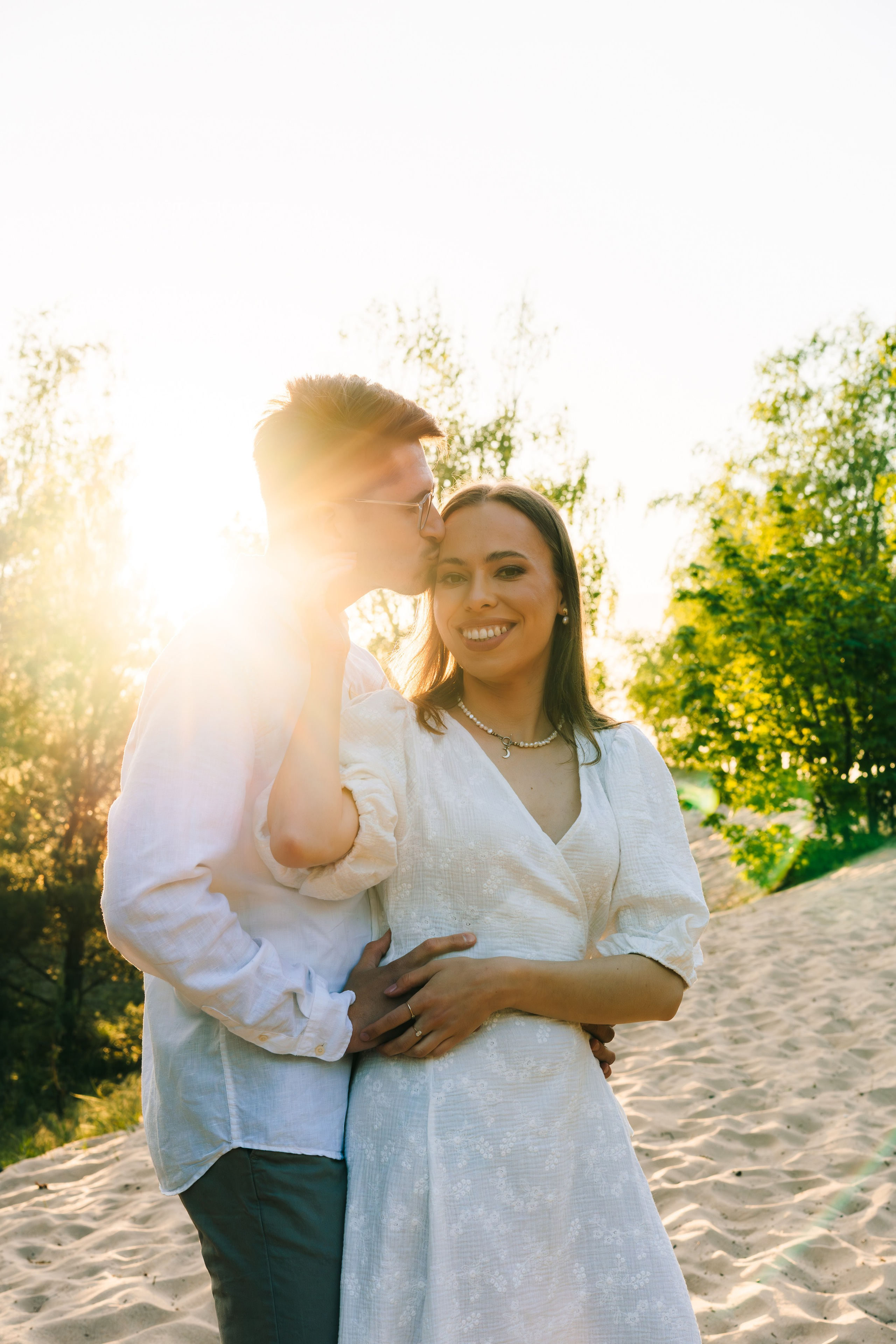 Karolina i Adrian, sesja narzeczeńska miejska i nad morzem. Fotograf ślubny & lifestyle Gdańsk, Karolina Baczewska