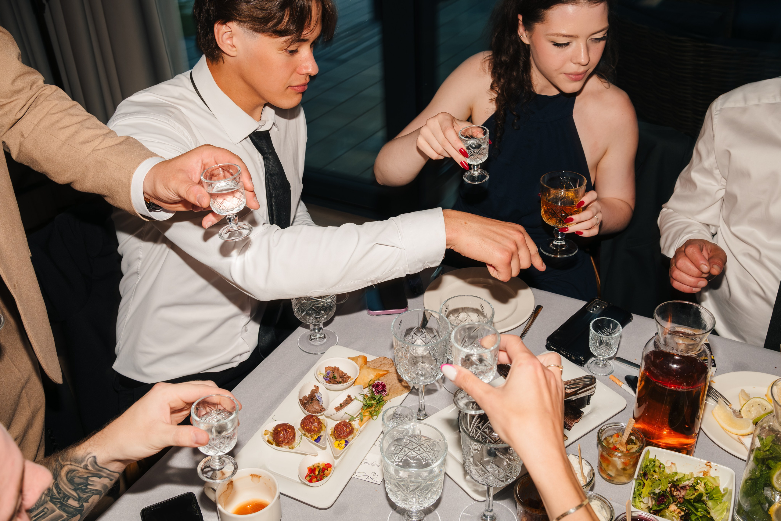 Marta i Cezary, Uroczysko Chmiel, zajawka. Fotograf ślubny & lifestyle Gdańsk, Karolina Baczewska