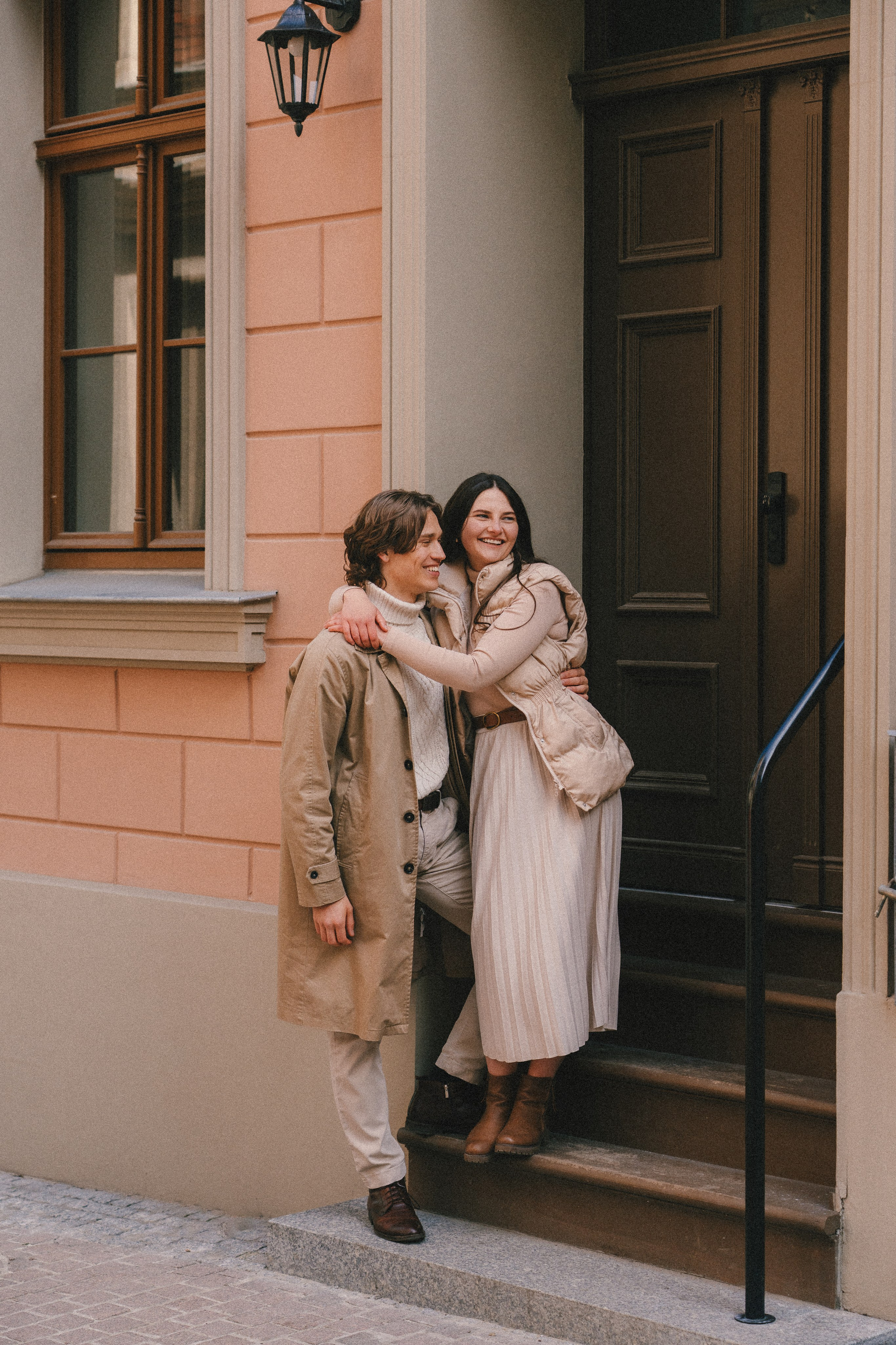 Pati i Szymon, miejska sesja love story. Fotograf ślubny & lifestyle Gdańsk, Karolina Baczewska