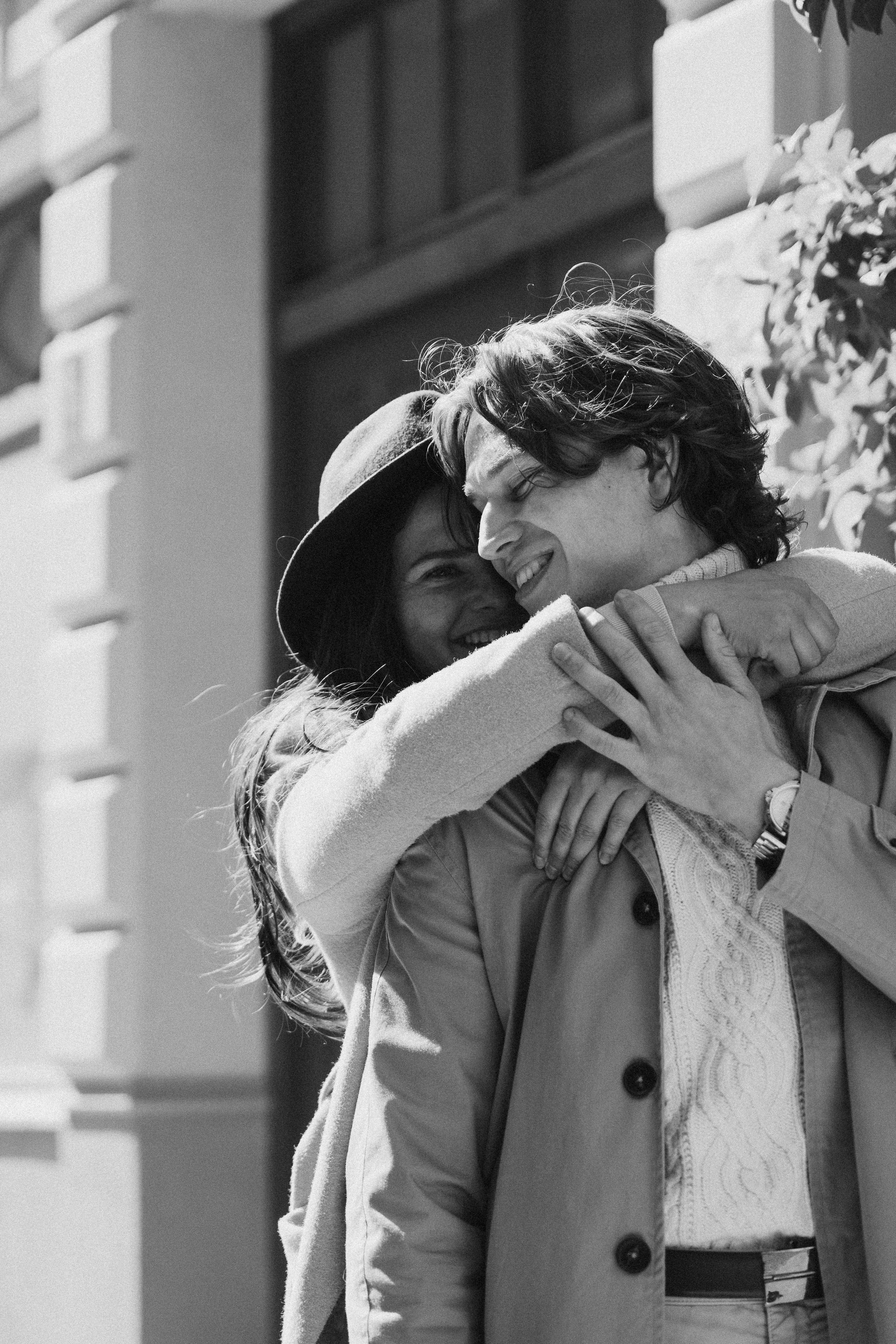 Pati i Szymon, miejska sesja love story. Fotograf ślubny & lifestyle Gdańsk, Karolina Baczewska