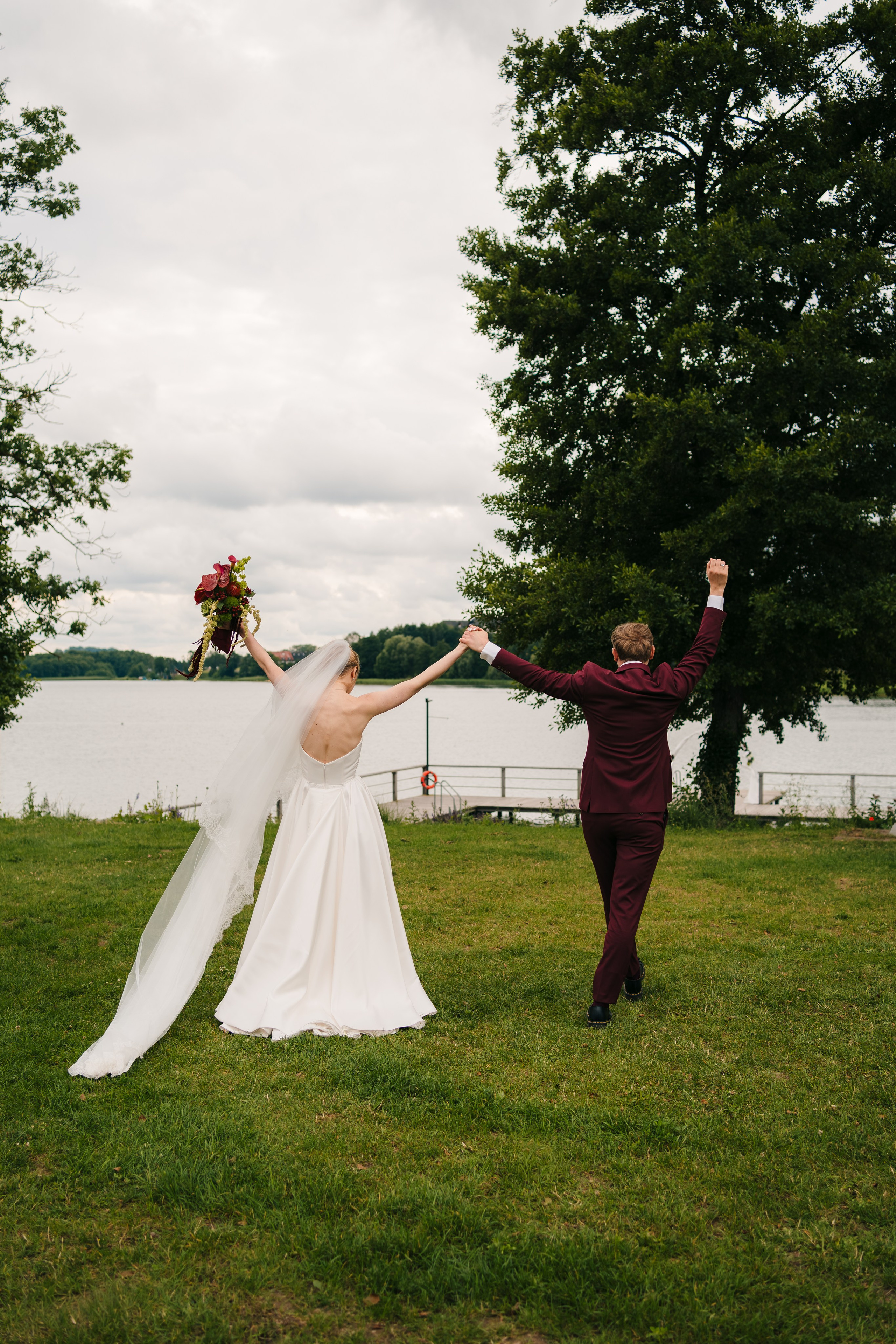 Marta i Cezary, Uroczysko Chmiel, zajawka. Fotograf ślubny & lifestyle Gdańsk, Karolina Baczewska