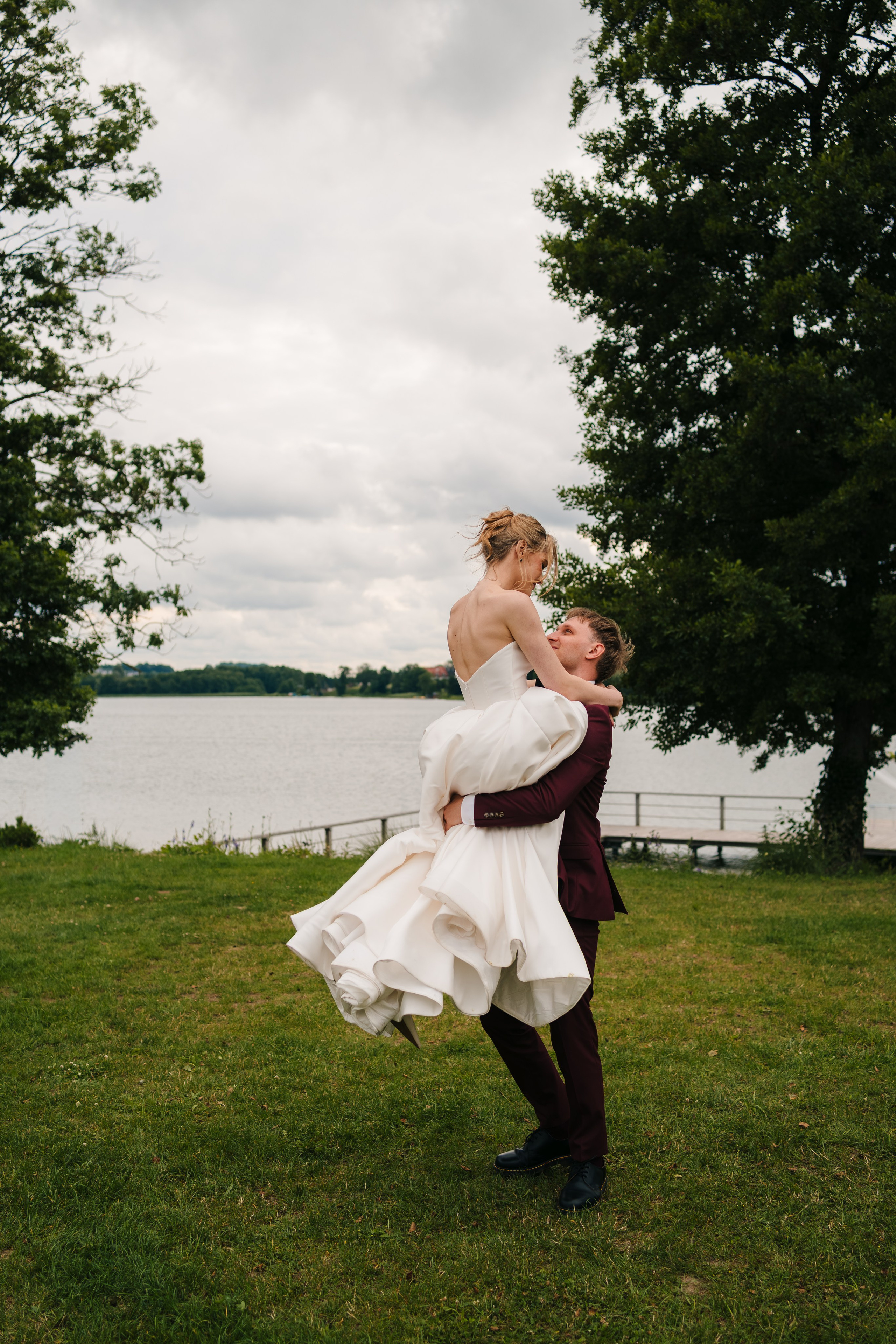Marta i Cezary, Uroczysko Chmiel, zajawka. Fotograf ślubny & lifestyle Gdańsk, Karolina Baczewska
