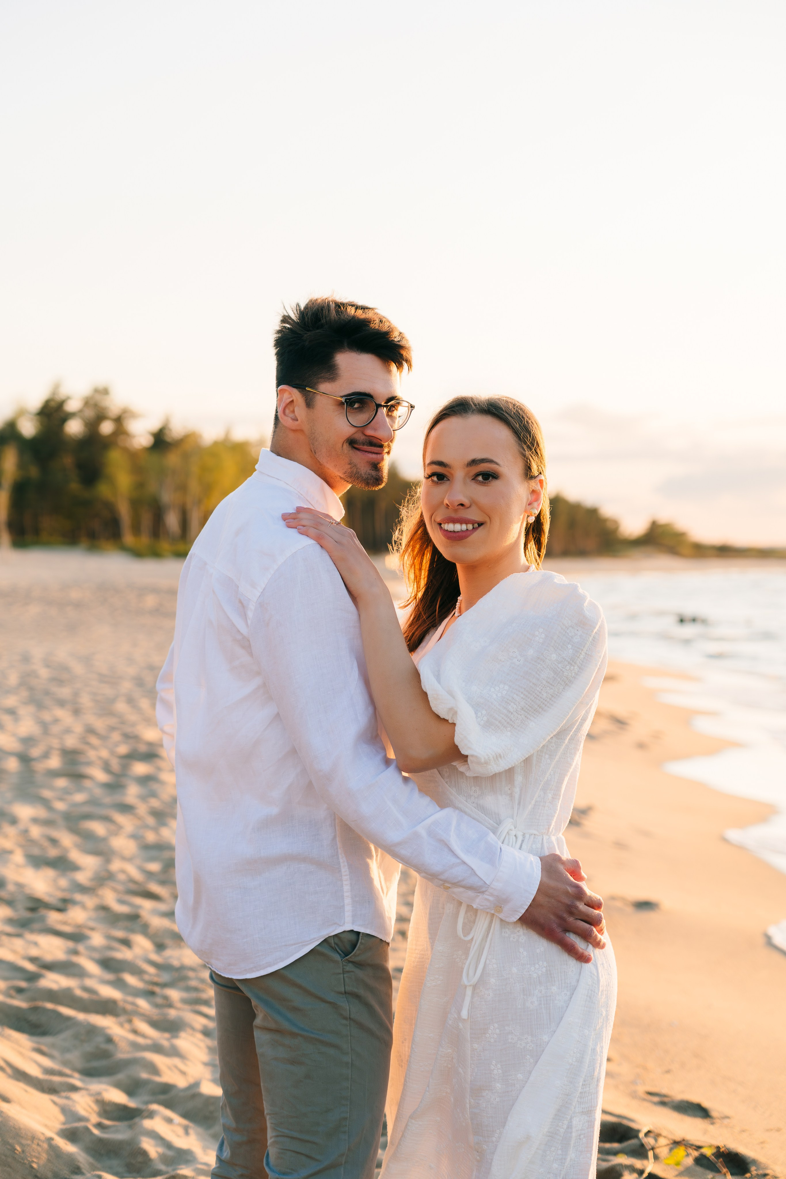 Karolina i Adrian, sesja narzeczeńska miejska i nad morzem. Fotograf ślubny & lifestyle Gdańsk, Karolina Baczewska