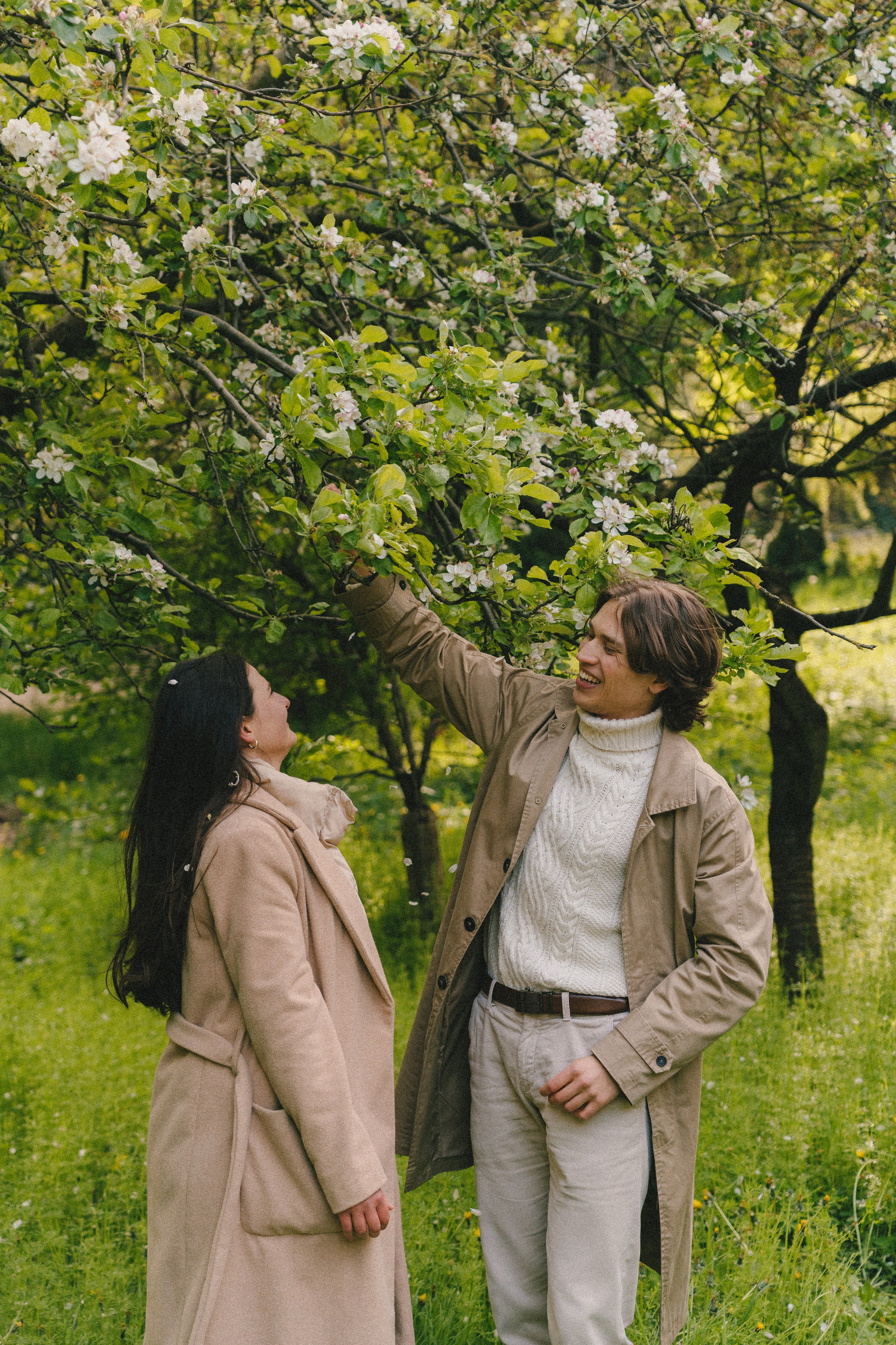 Pati i Szymon, miejska sesja love story. Fotograf ślubny & lifestyle Gdańsk, Karolina Baczewska