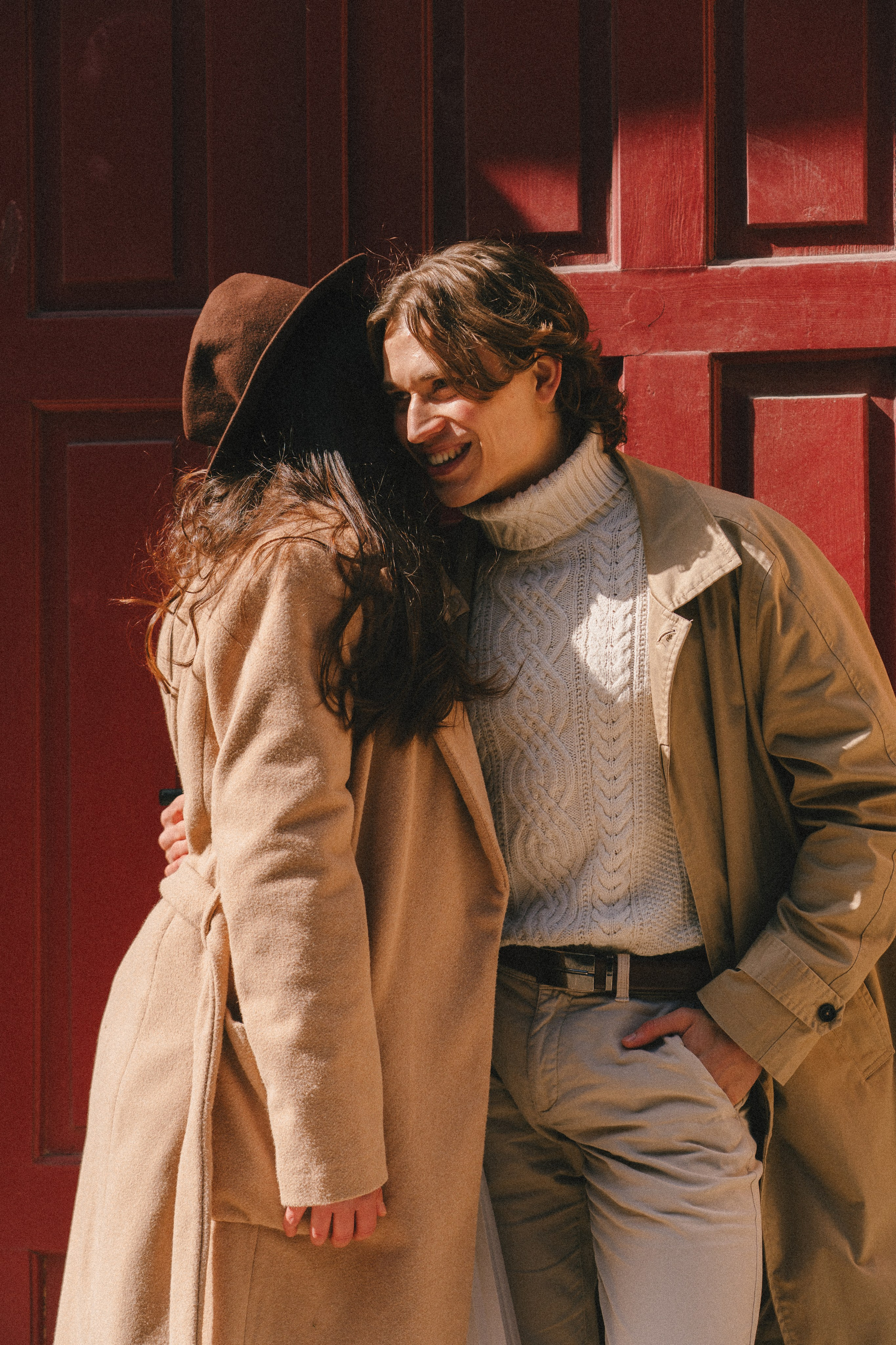 Pati i Szymon, miejska sesja love story. Fotograf ślubny & lifestyle Gdańsk, Karolina Baczewska