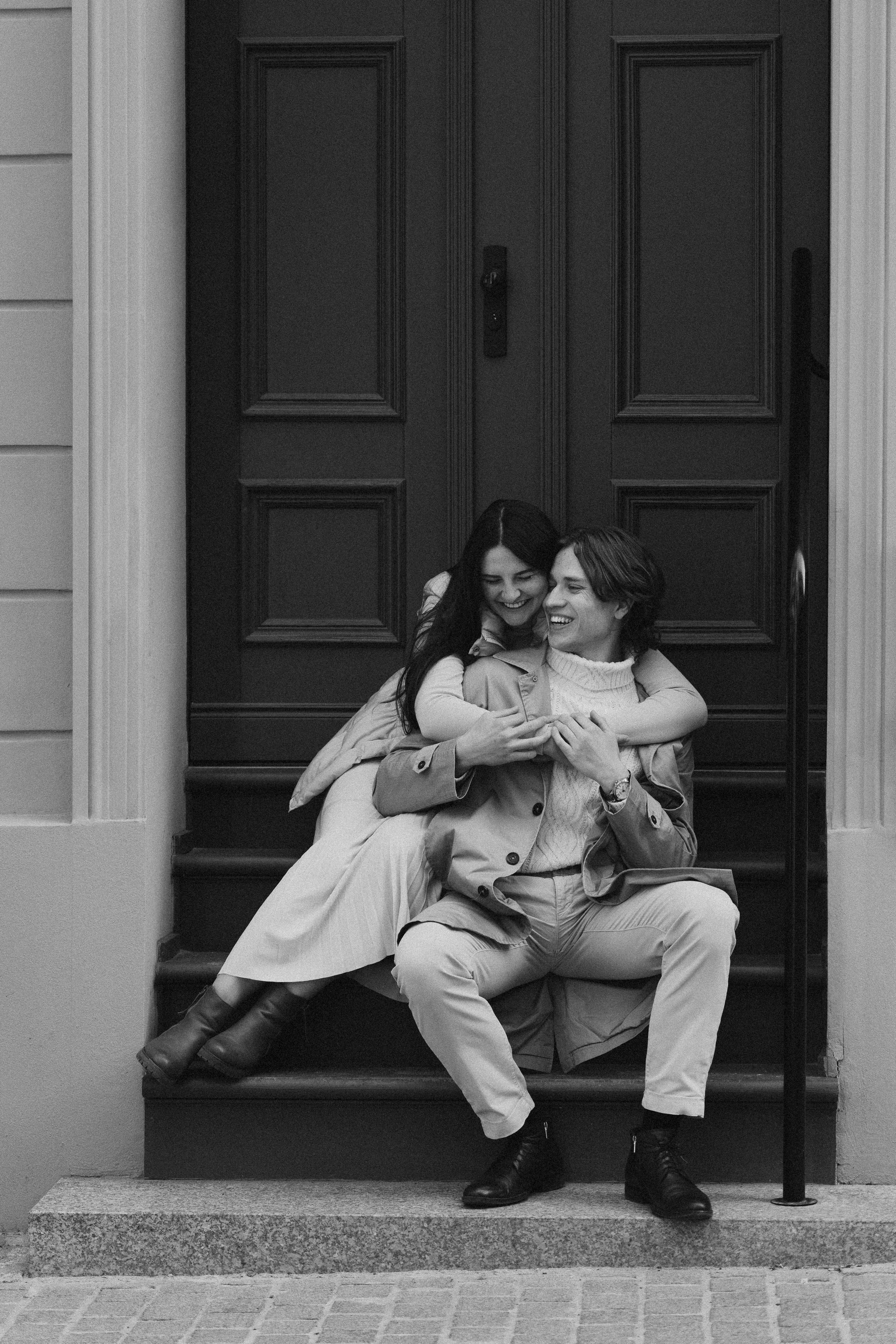 Pati i Szymon, miejska sesja love story. Fotograf ślubny & lifestyle Gdańsk, Karolina Baczewska