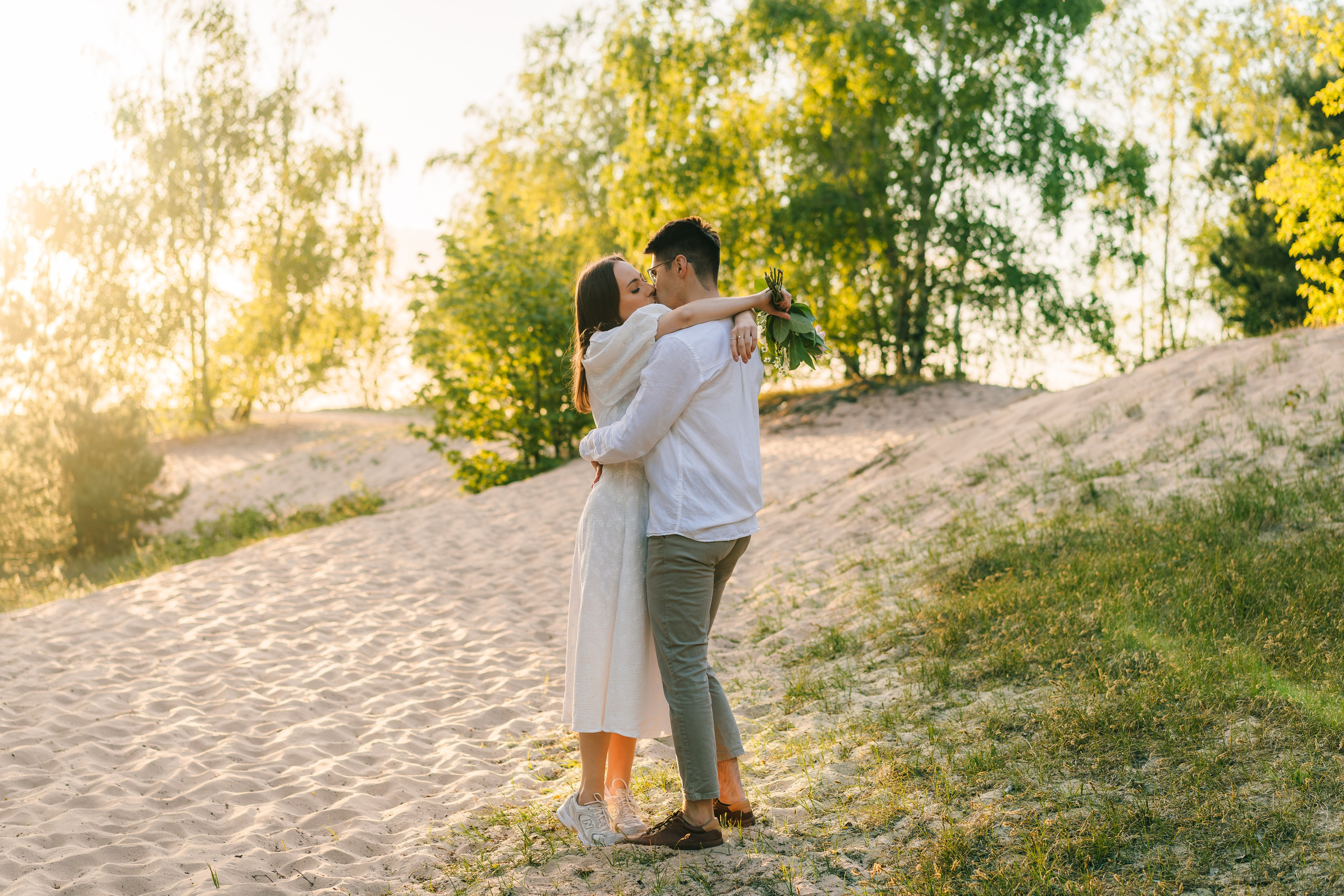 Karolina i Adrian, sesja narzeczeńska miejska i nad morzem. Fotograf ślubny & lifestyle Gdańsk, Karolina Baczewska