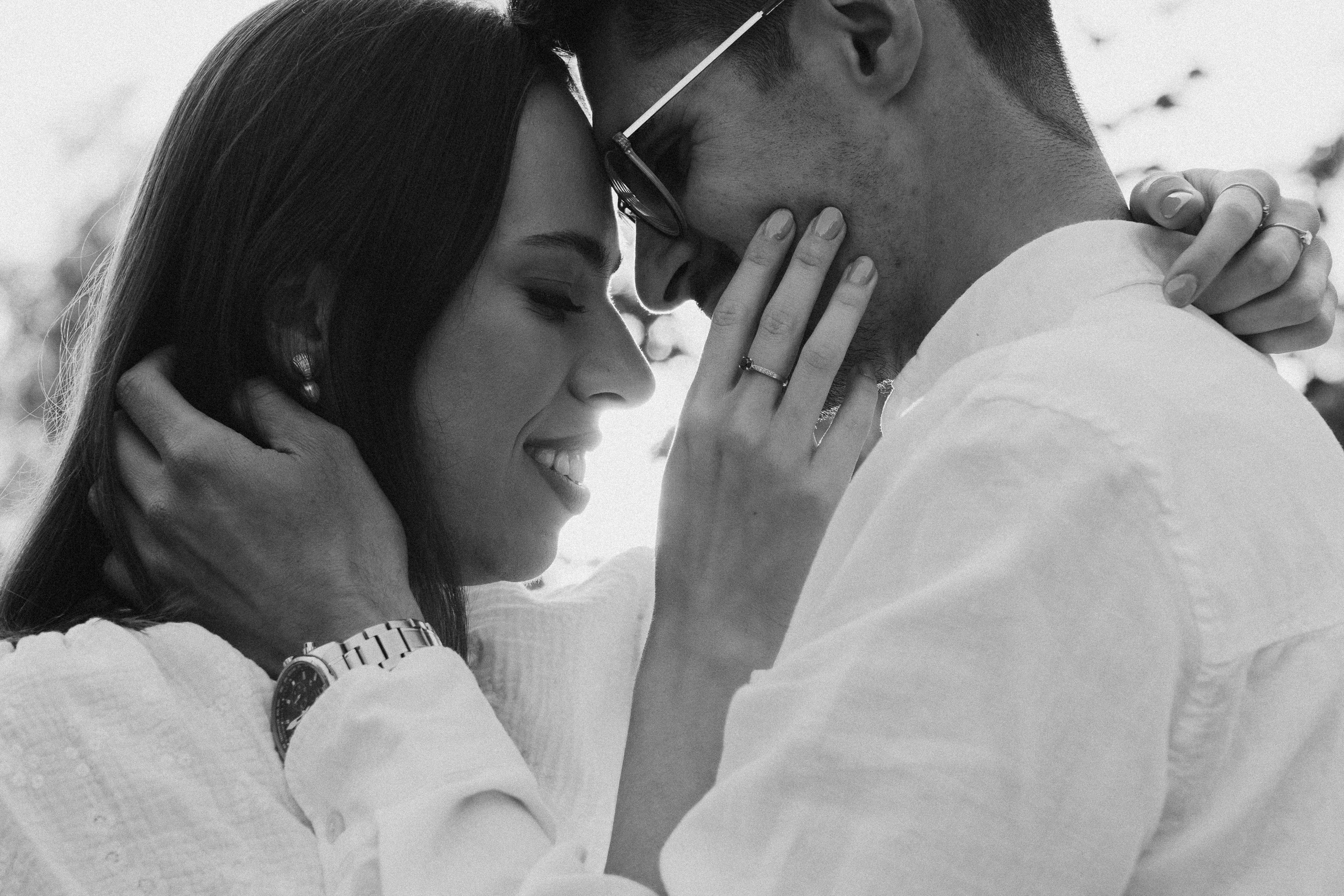 Karolina i Adrian, sesja narzeczeńska miejska i nad morzem. Fotograf ślubny & lifestyle Gdańsk, Karolina Baczewska