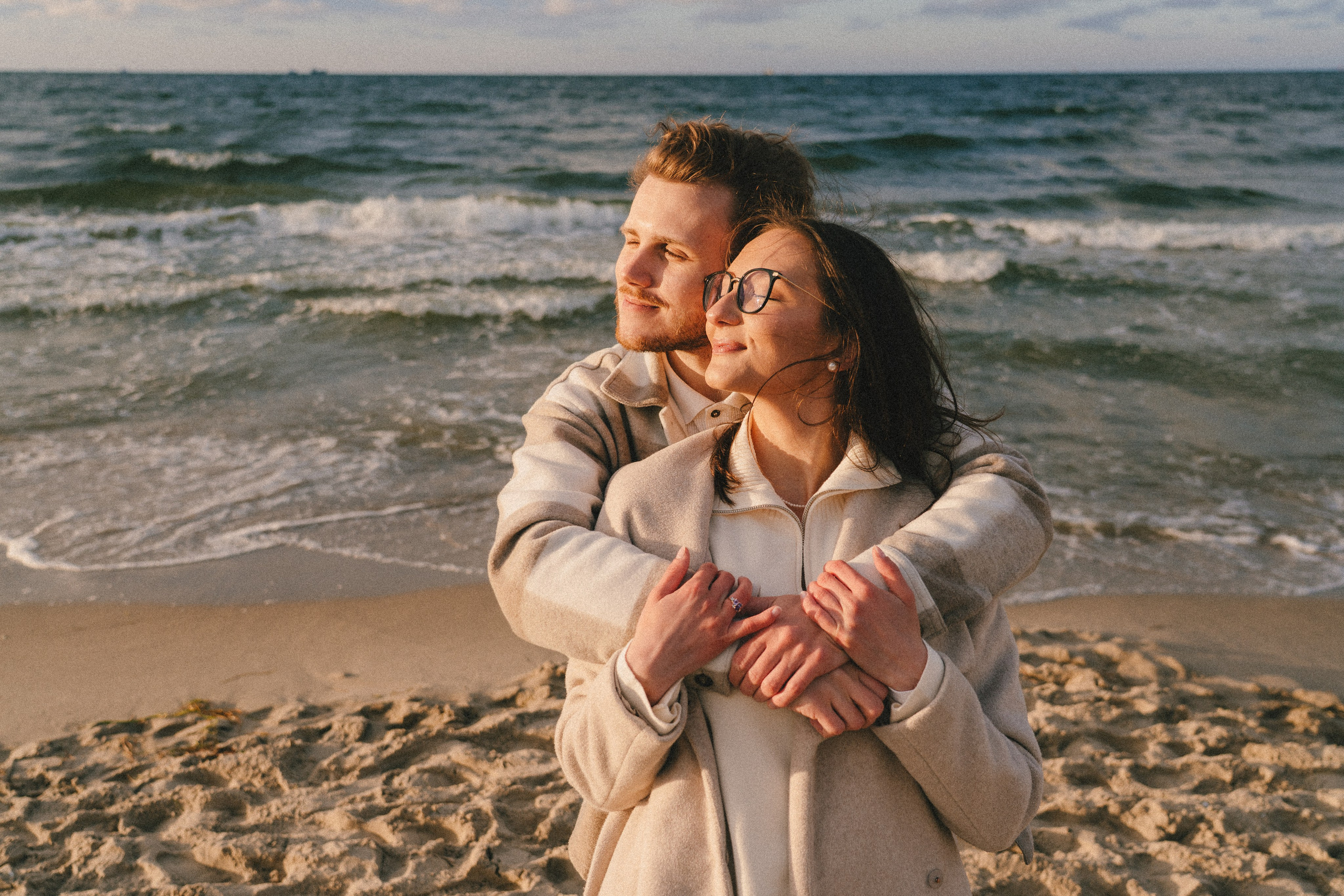 Kinga i Janek, love story nad morzem. Fotograf ślubny & lifestyle Gdańsk, Karolina Baczewska