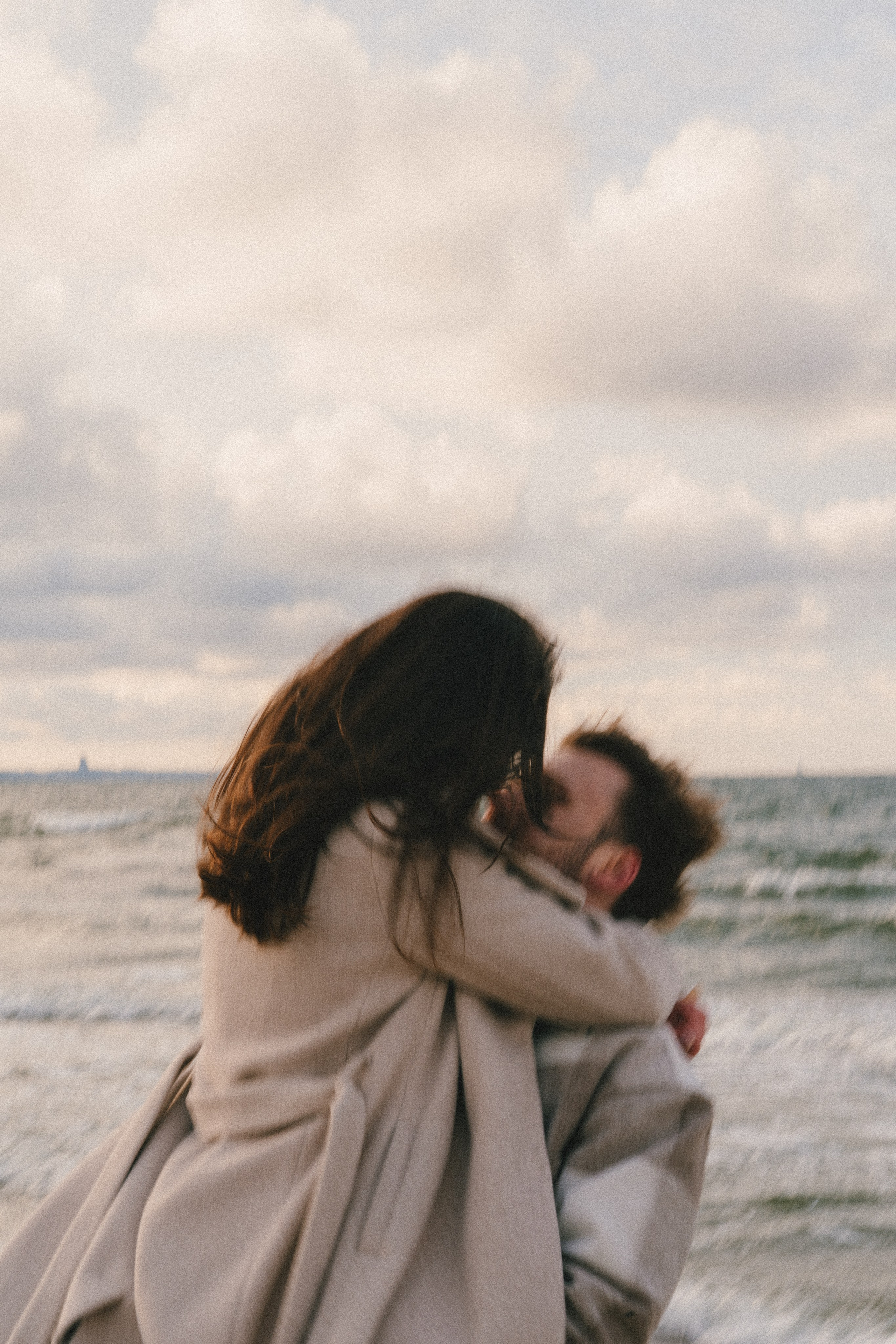 Kinga i Janek, love story nad morzem. Fotograf ślubny & lifestyle Gdańsk, Karolina Baczewska