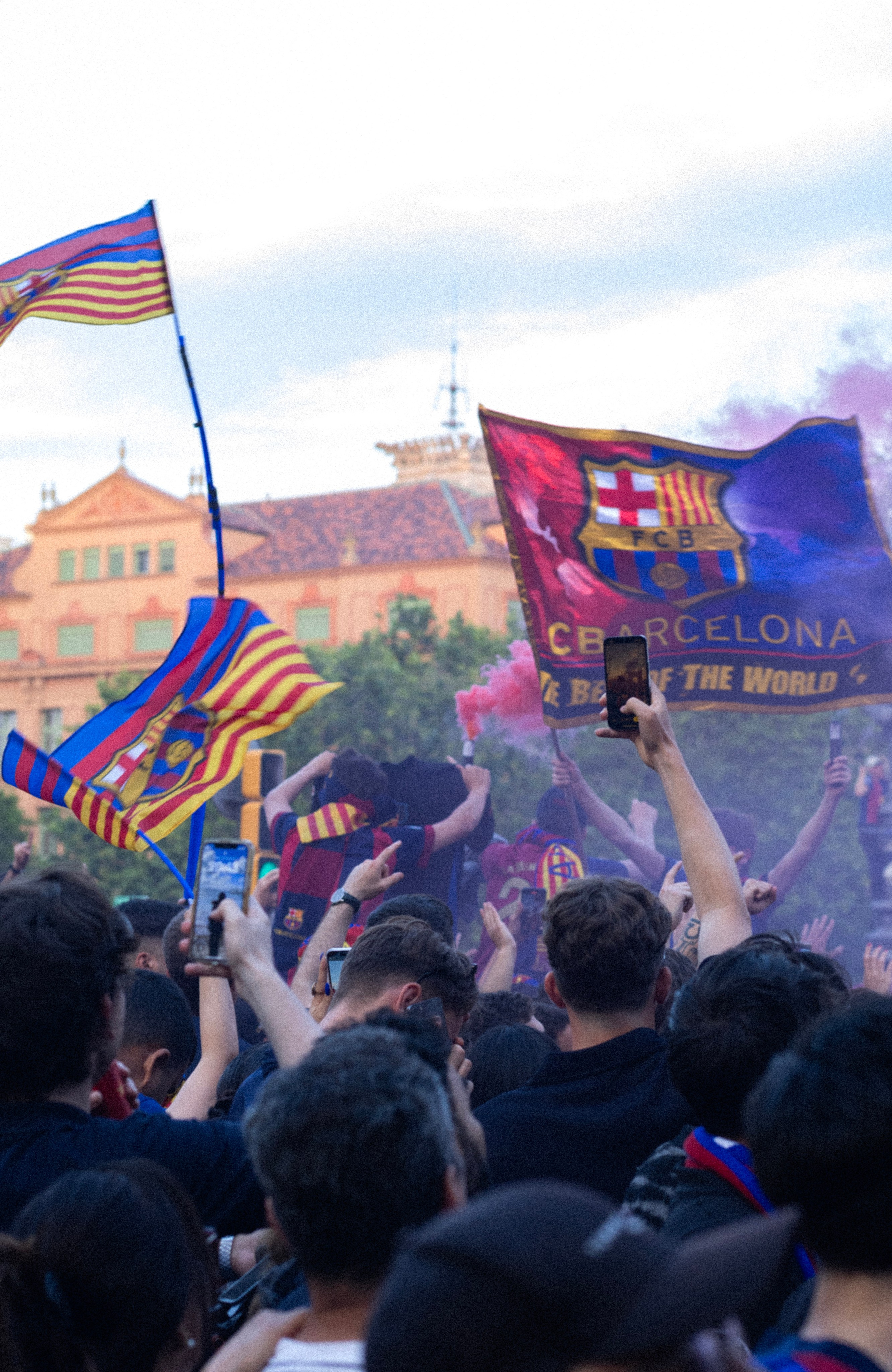 Barcelona '25 / Un dia de partit. BNW Around Photography