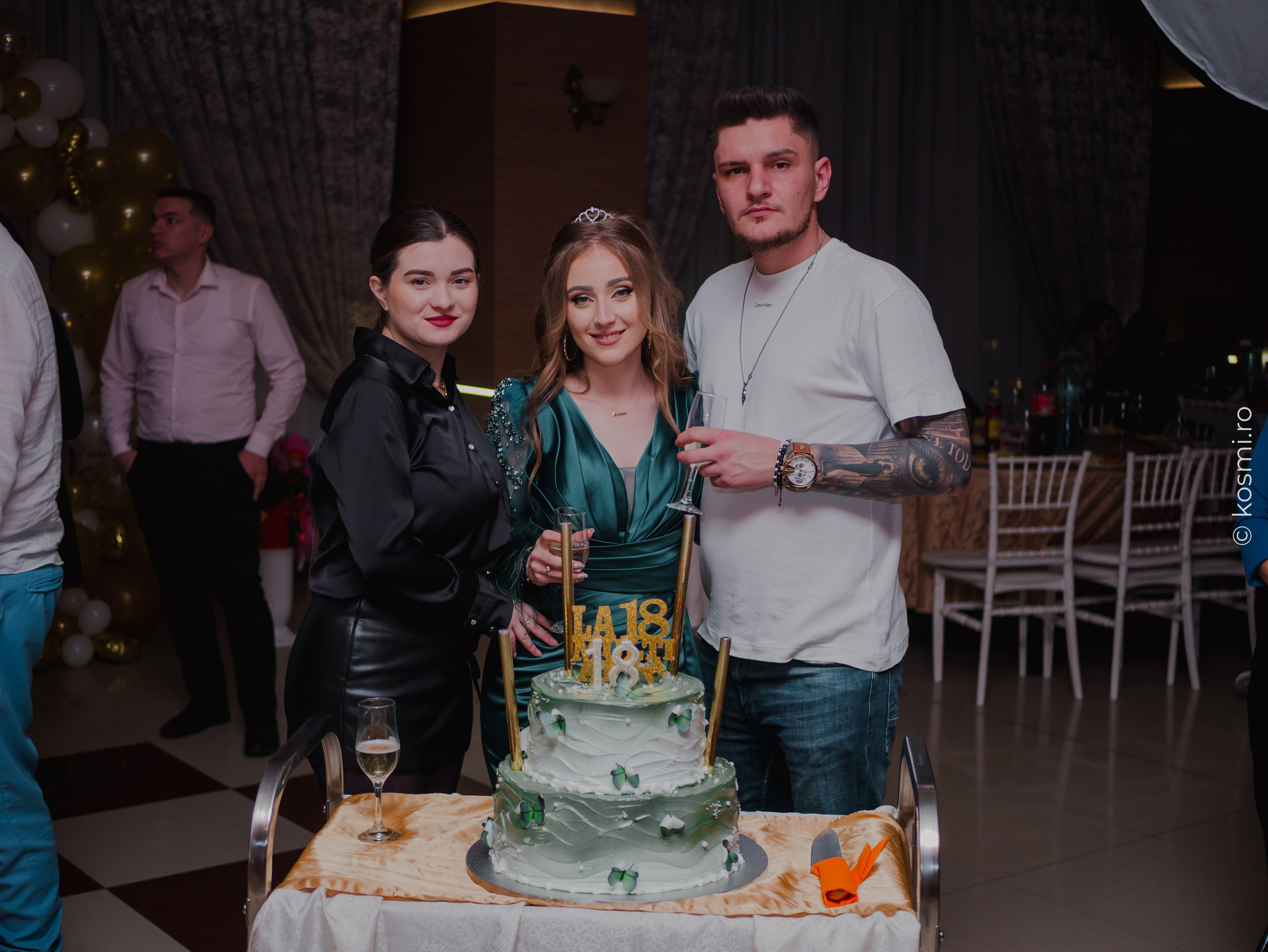 Majorat Andreea. Kosmi