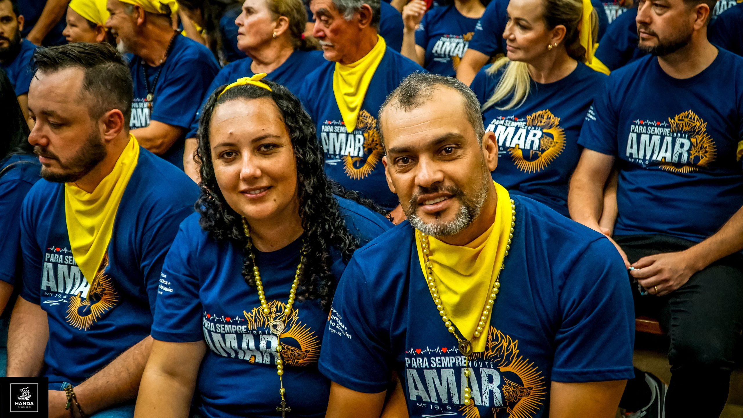 Acampamento Casais. Handa Produções