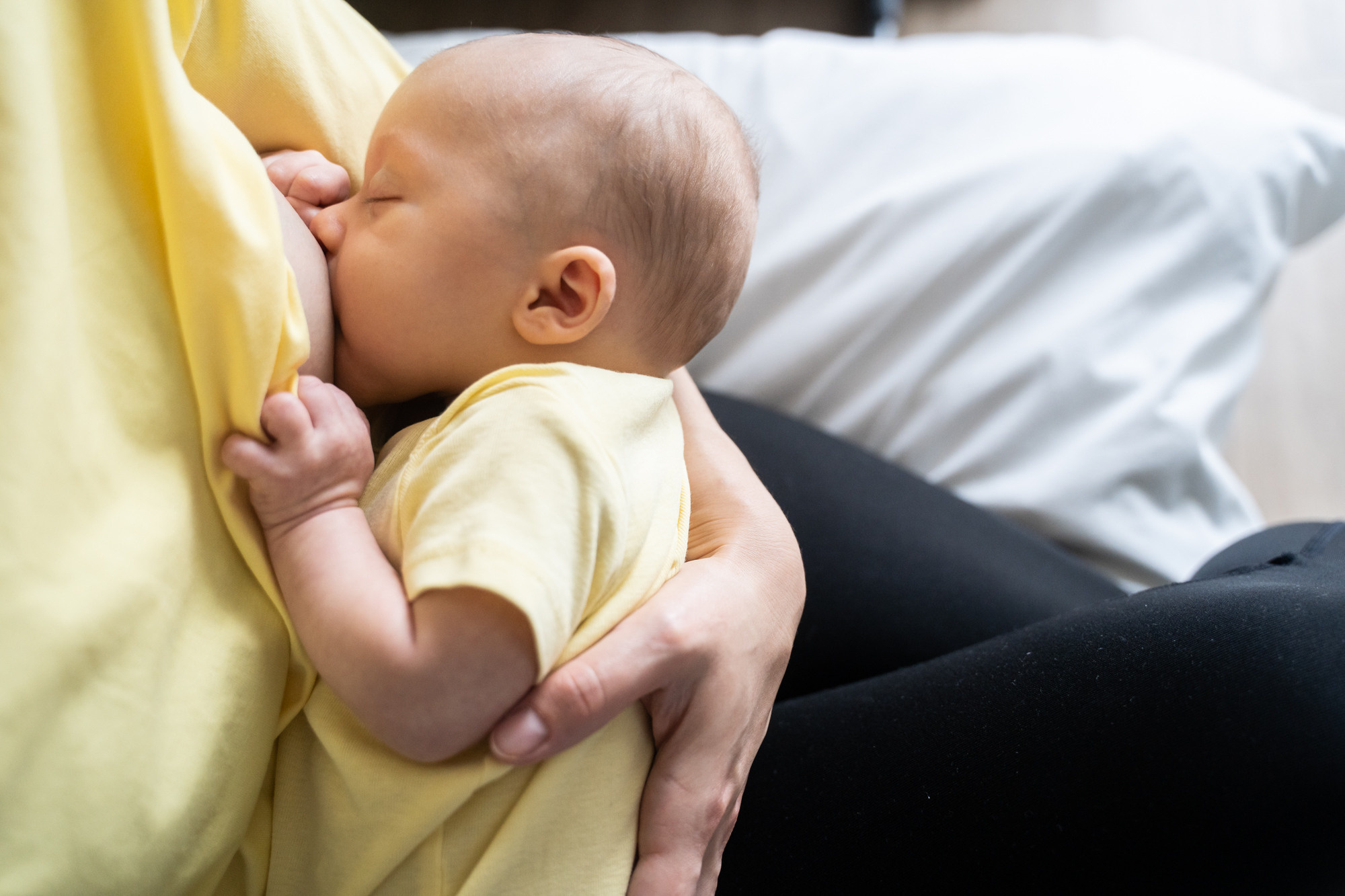 Mariya and little Nico. Nina Janeckova Fotografin und Videografin am Bodensee