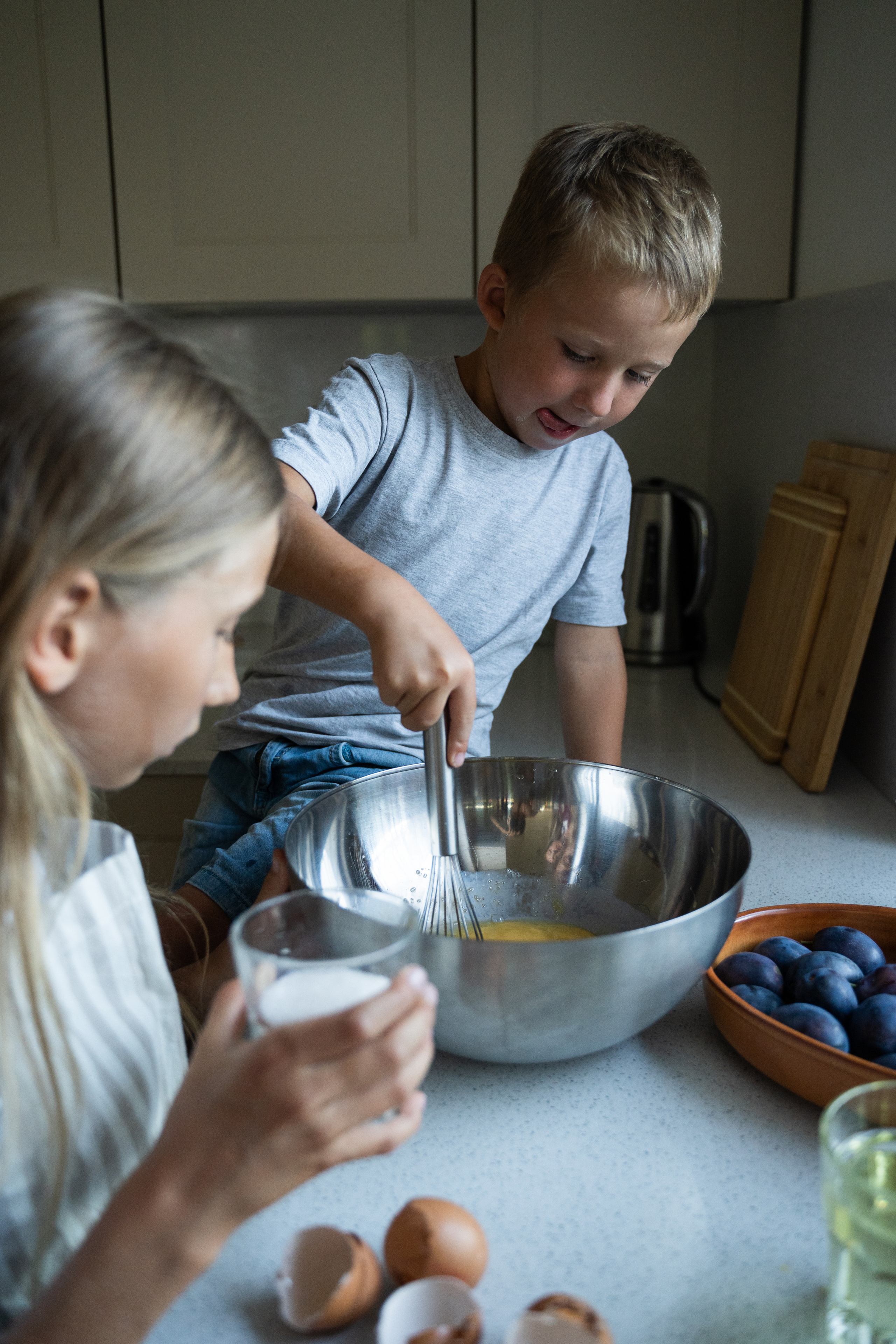 Olga and her children. Nina Janeckova Fotografin und Videografin am Bodensee
