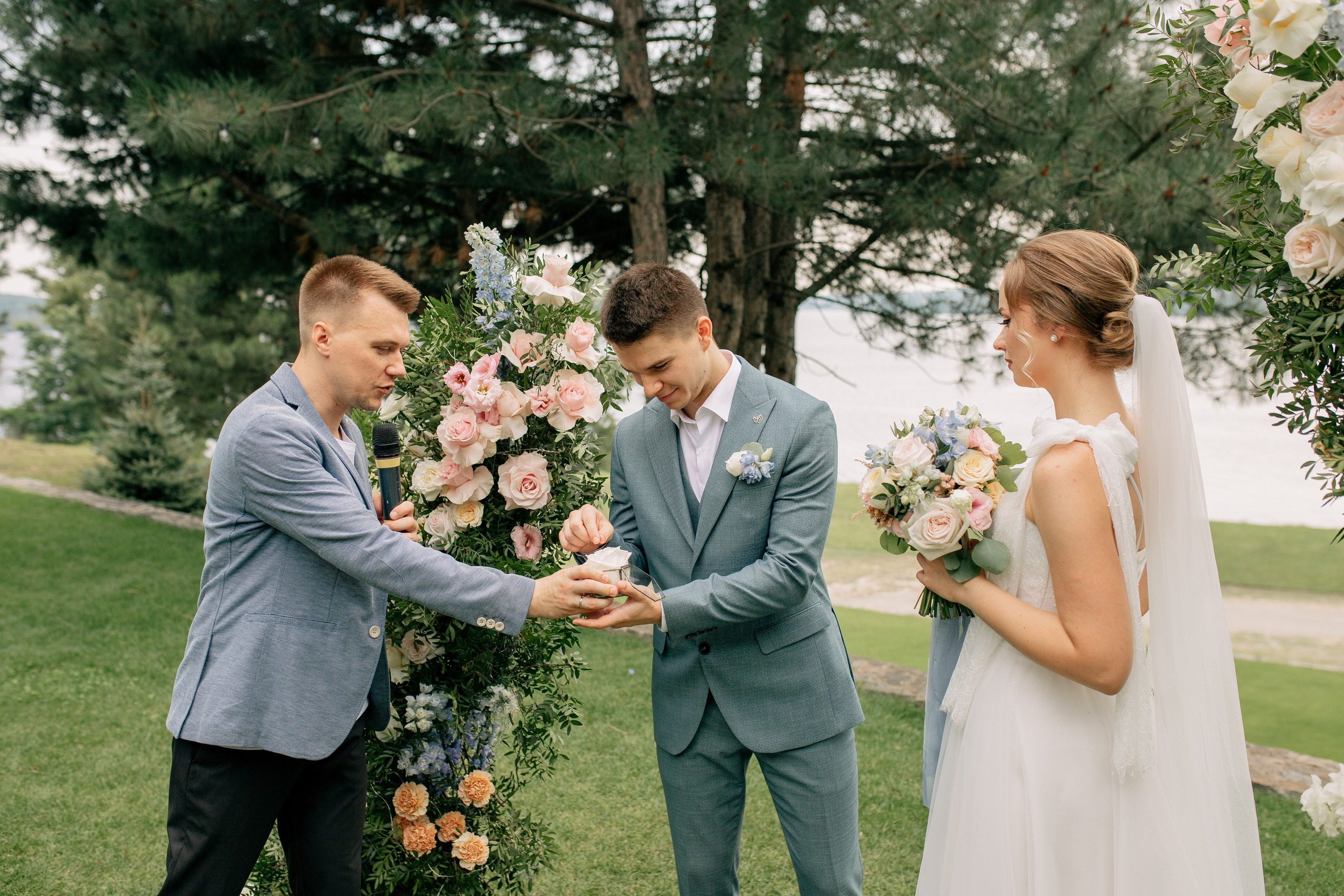 Reportage Wedding. Wedding photographer and videographer Europe