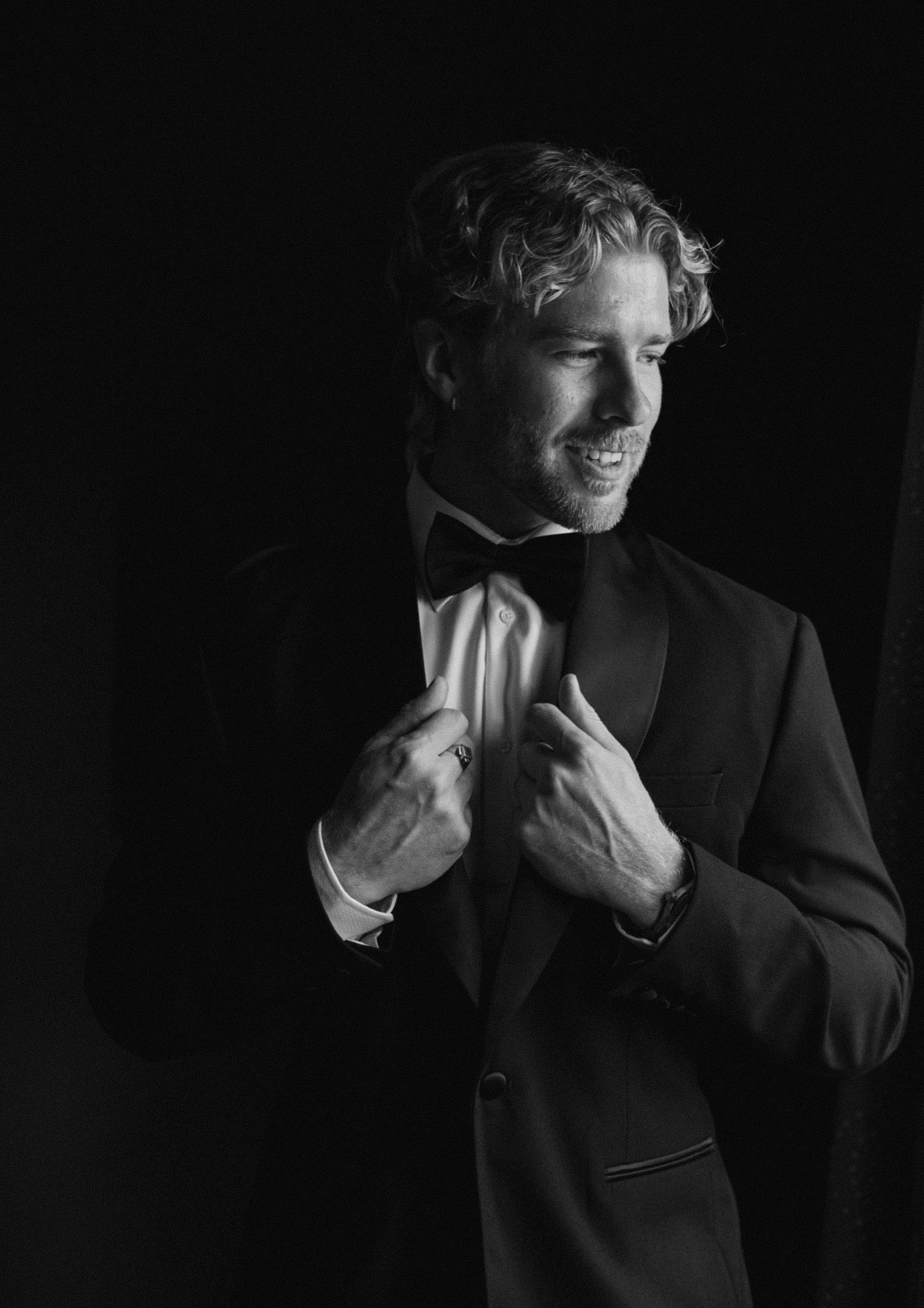 Erin & Caelan. Wedding Photographer in Winnipeg — Cinematic & Timeless by Vitiuk Photography