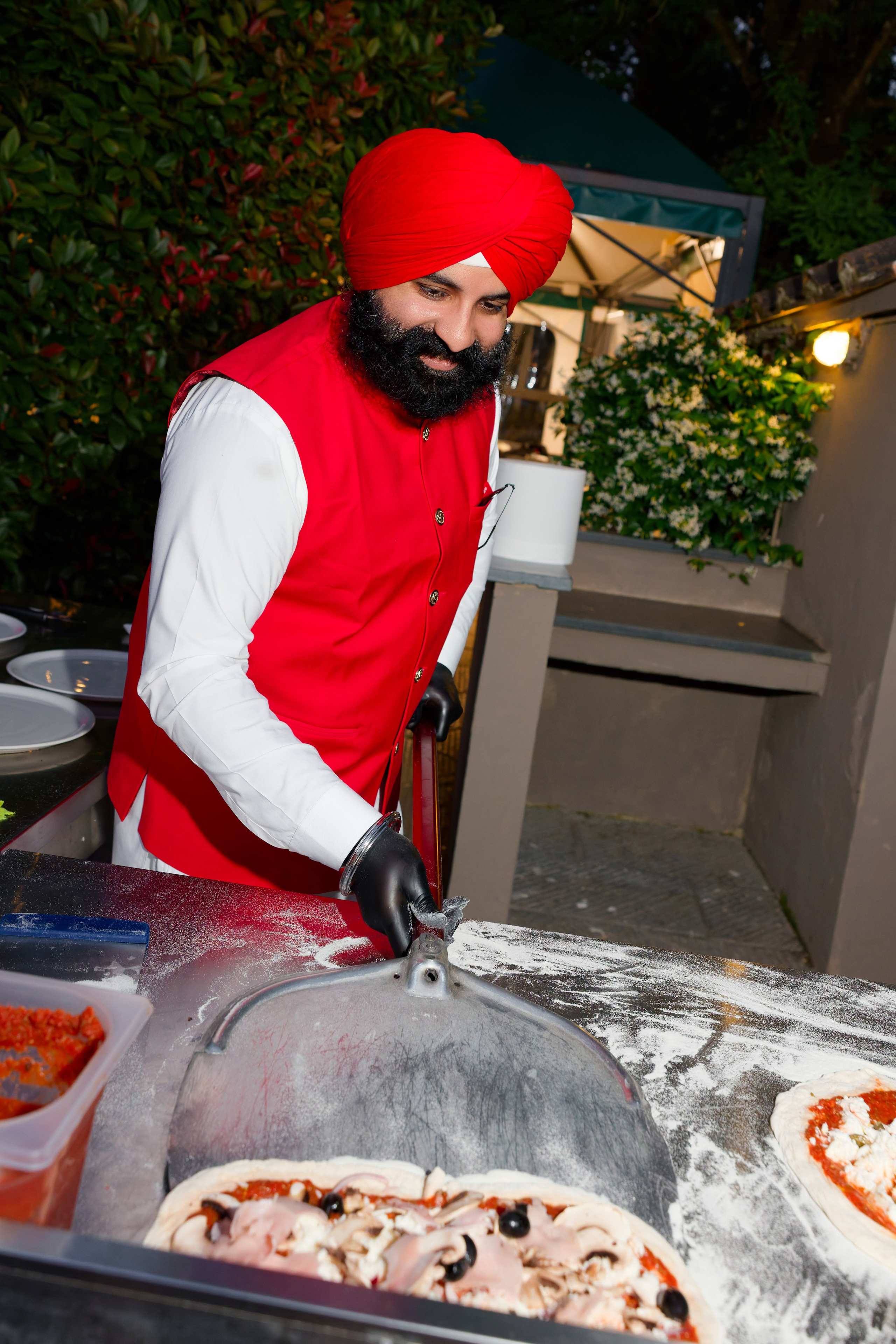 Pizza Party at Tenuta Massini, Florence, Italy. Destination Wedding Photographer — Nikita Burtsev