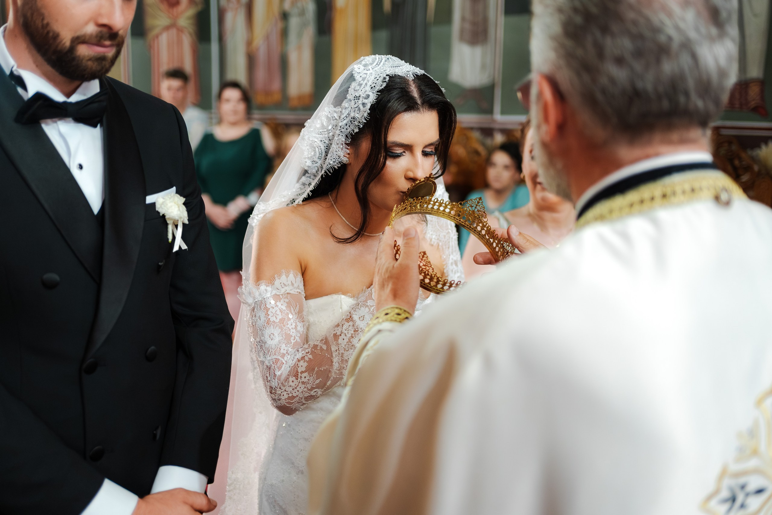 Catalina & Sebi. Ionut Cimpoes FOTOGRAF