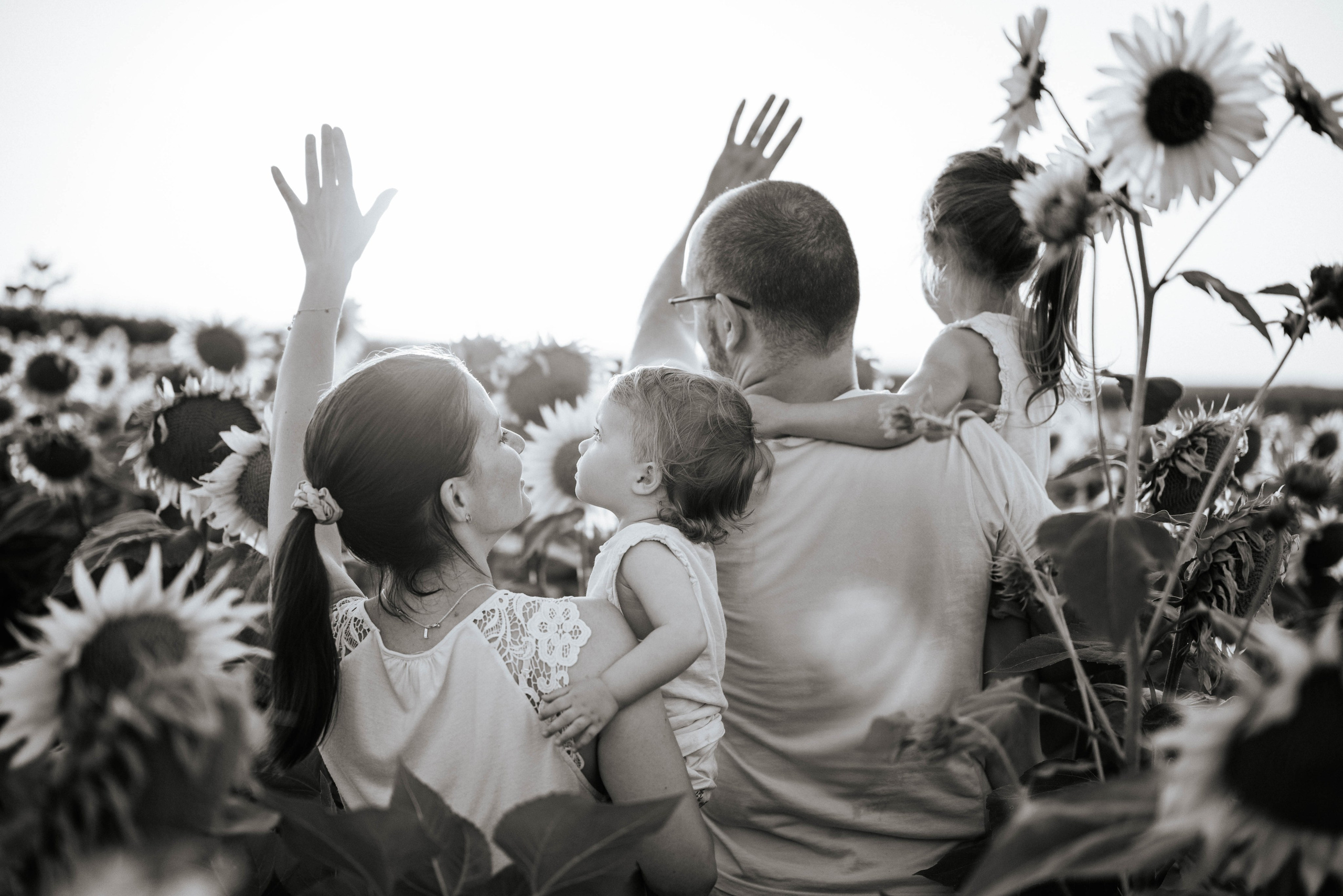 Višnja, Iskra, Maja i Stevan - porodično fotografisanje. Dečiji i porodični fotograf