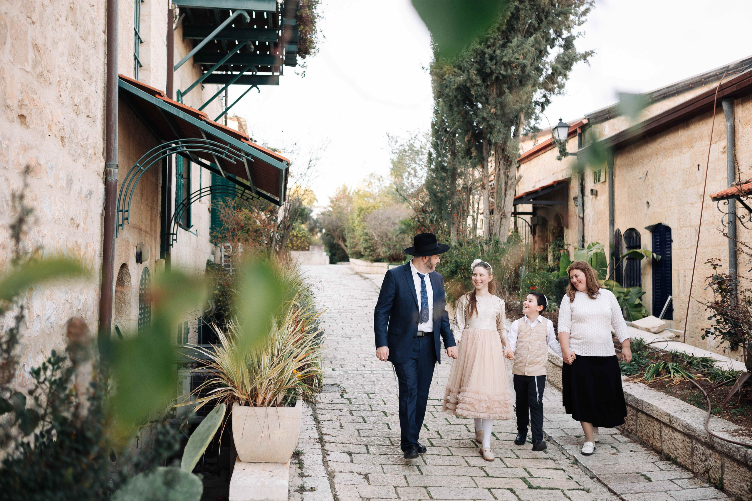 PHOTO SESSION IN JERUSALEM. Https://shi-photo.com/