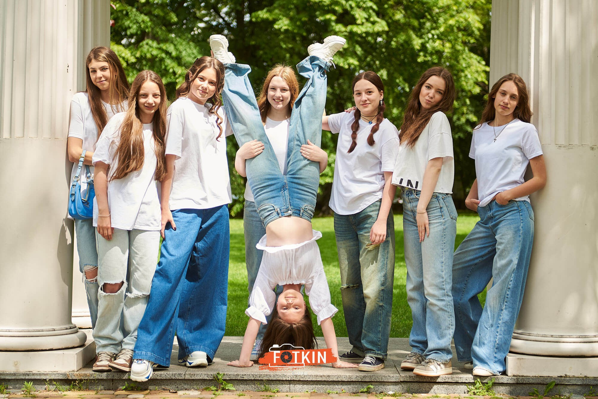 Випускний альбом для 9 та 11 класу замовити в Києві. Випускні альбоми фотокниги Київ та Дніпро