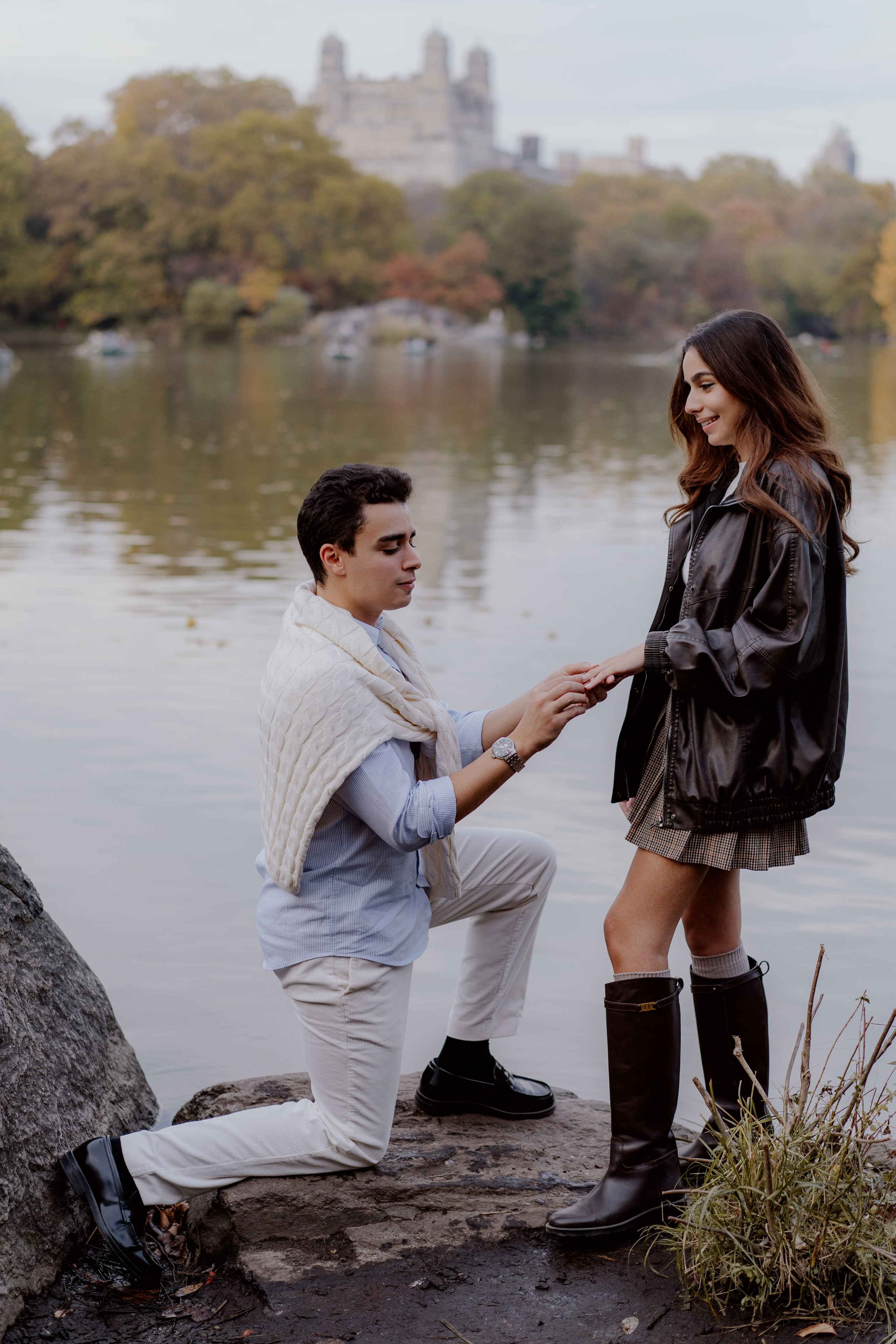 Proposal in Central Park. Videographer and photographer in New York // MAKAROV.VIDEO