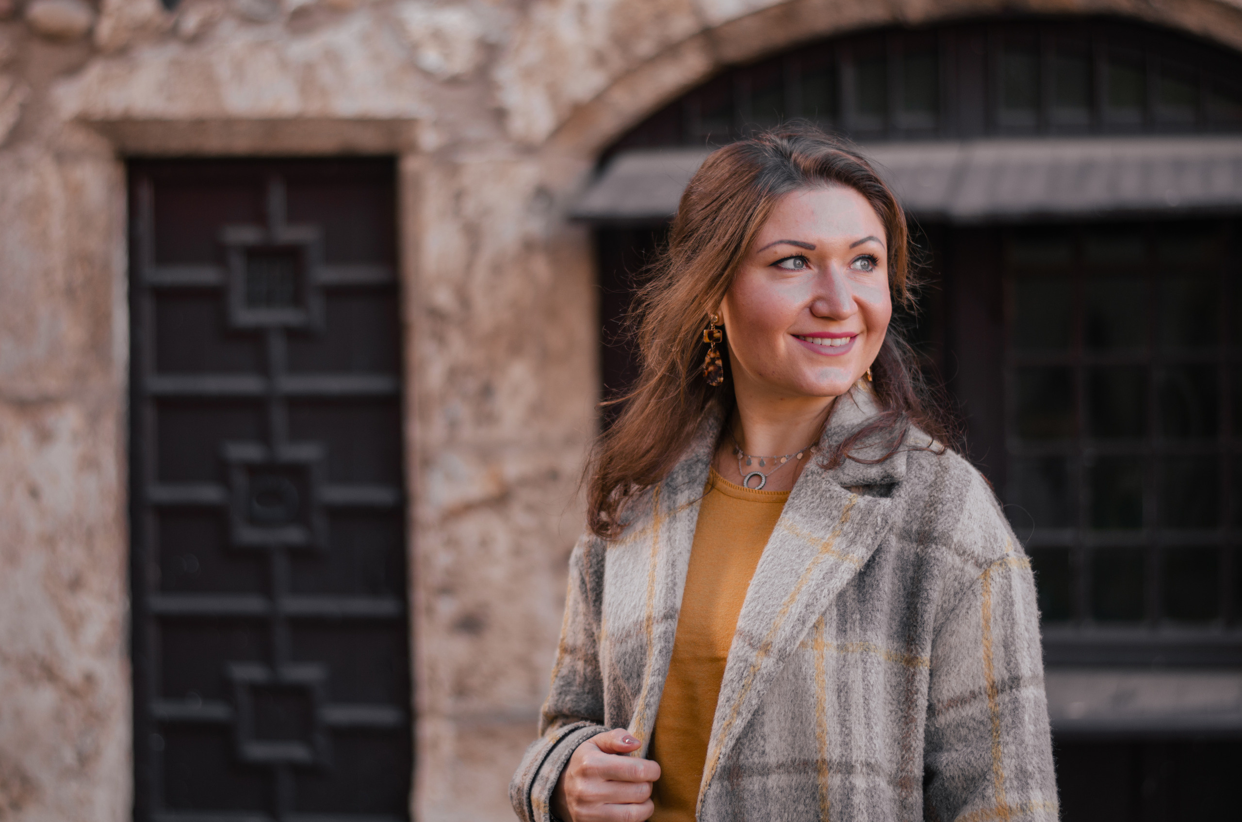 Promenade à Pérouges. Ekaterina Brevet - photographe de mariage