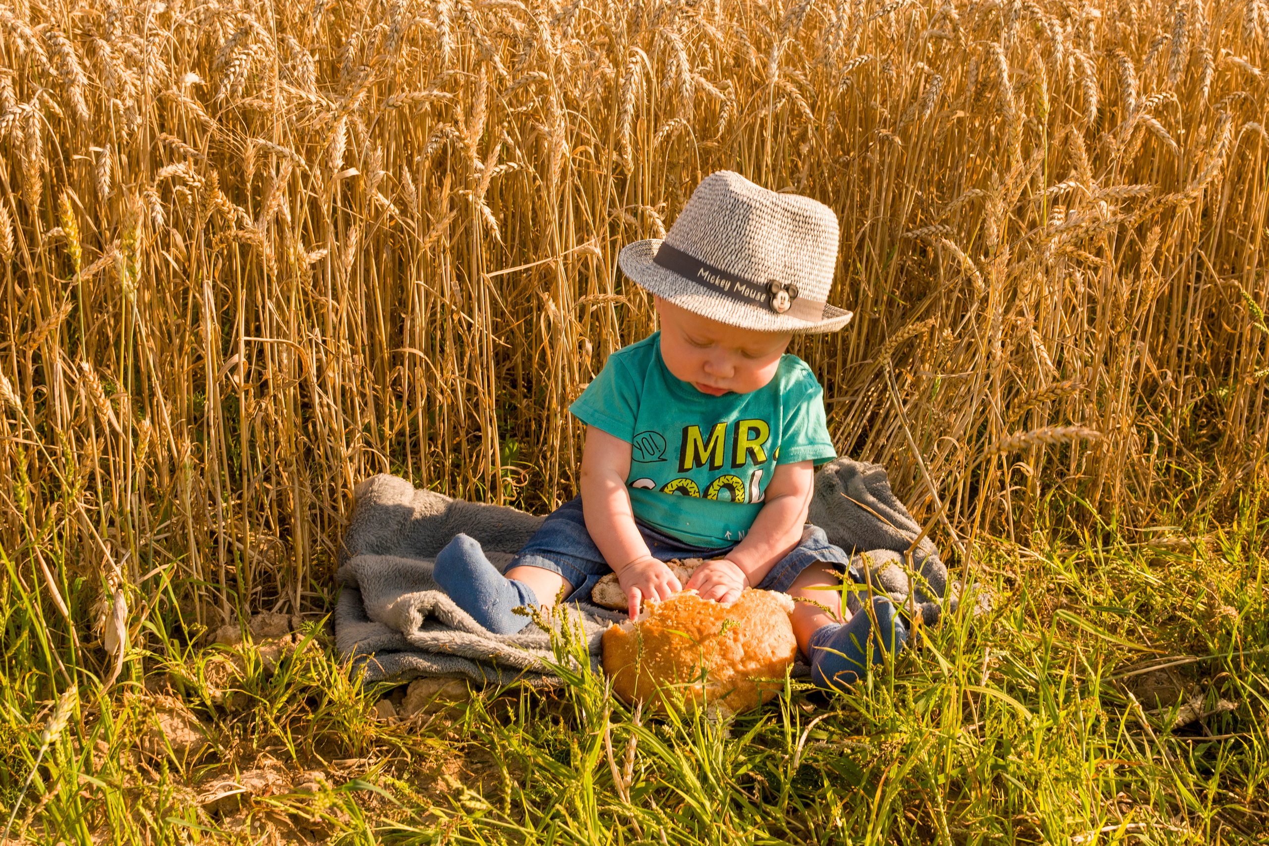 Рафаэль 6 месяцев. Семейный и детский фотограф в Краславе