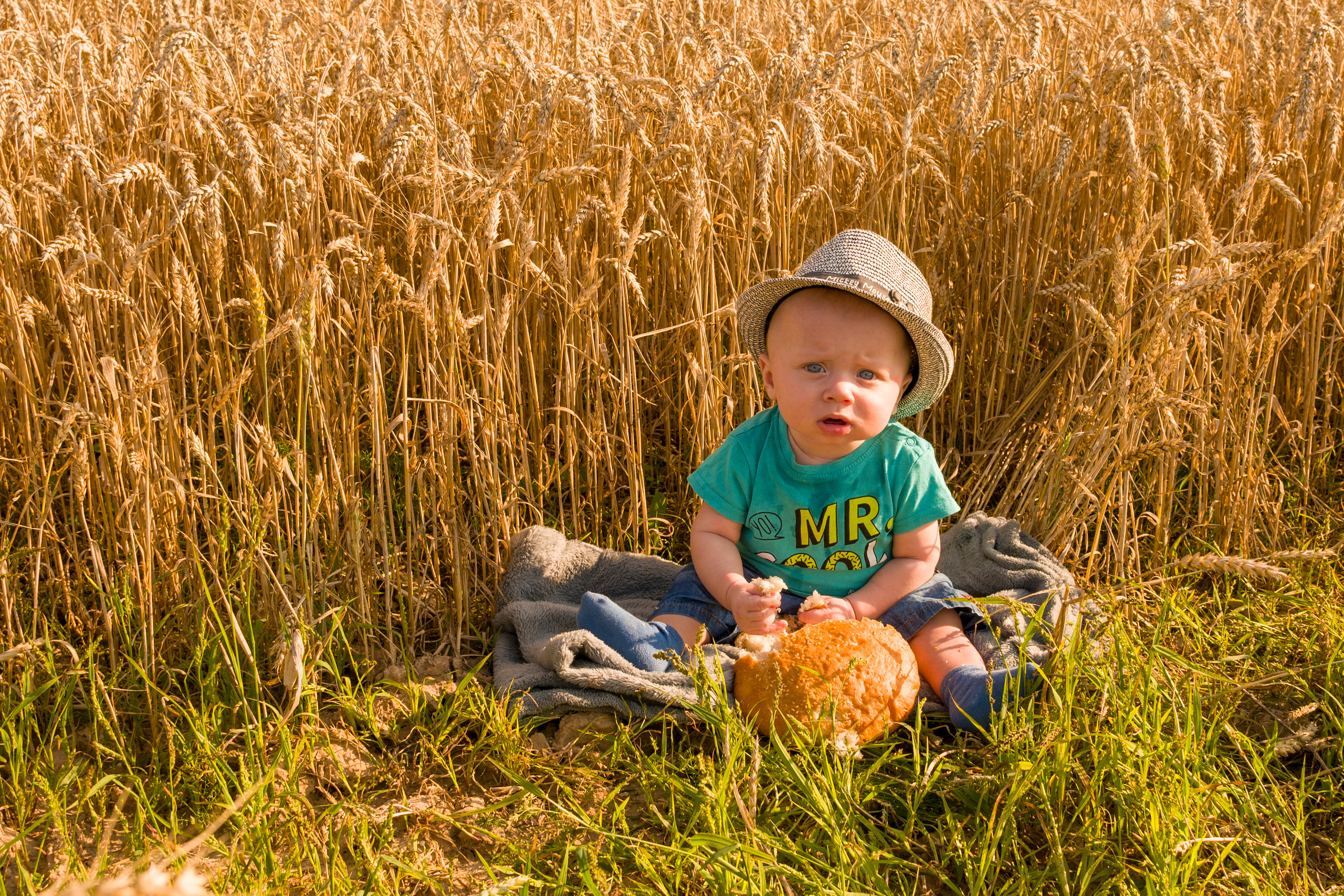 Рафаэль 6 месяцев. Семейный и детский фотограф в Краславе