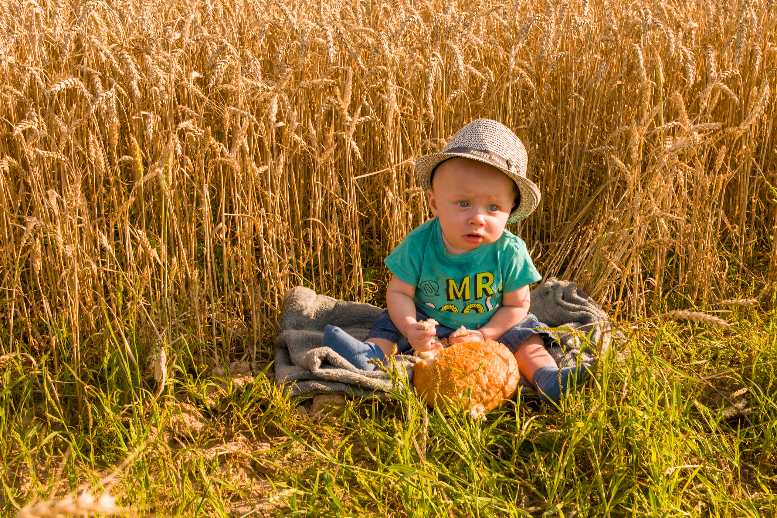 Рафаэль 6 месяцев. Семейный и детский фотограф в Краславе