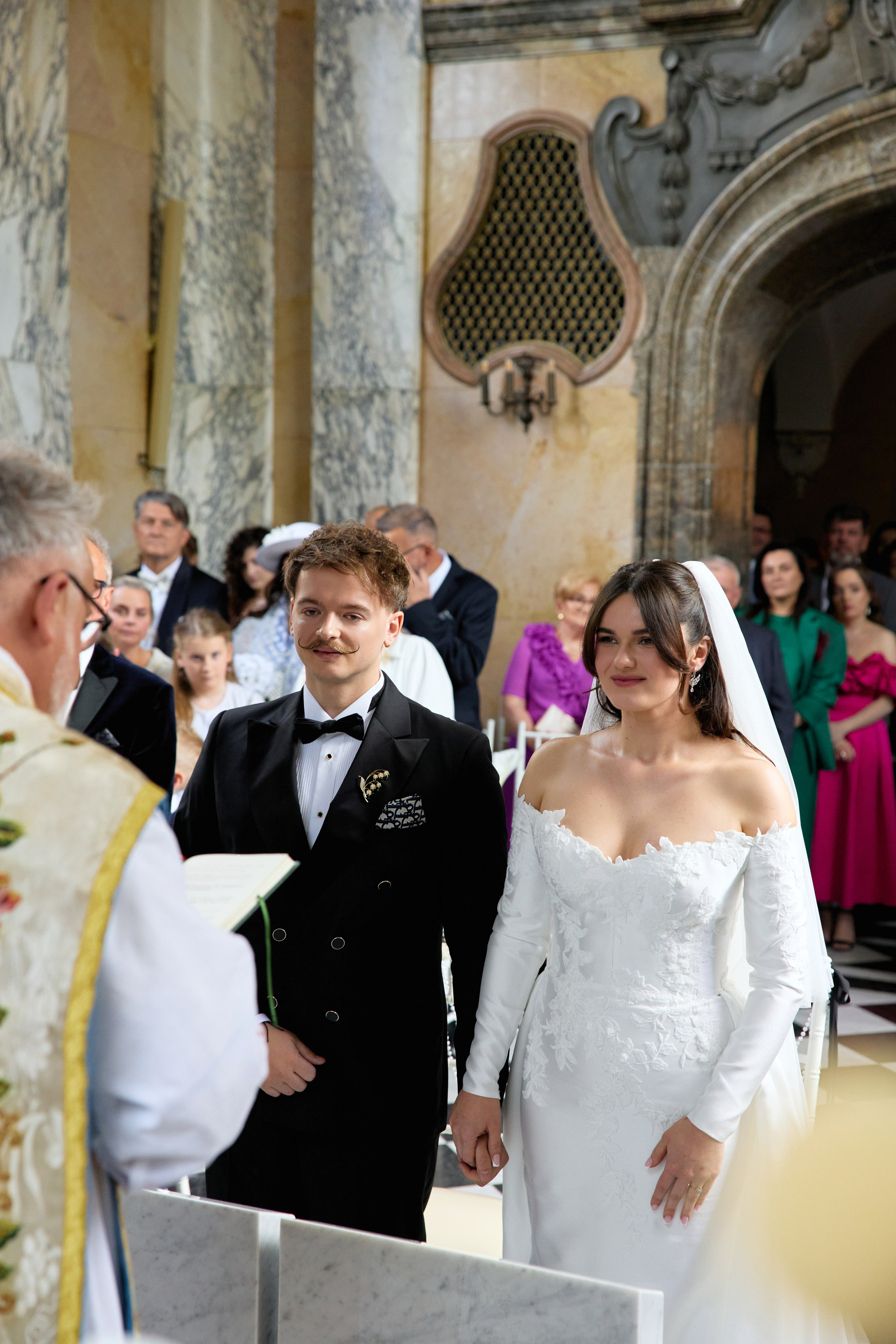 Wiktoria & Kacper. Pałac Goetz. Fotograf ślubny i rodzinny w Krakowie Yana Klymova