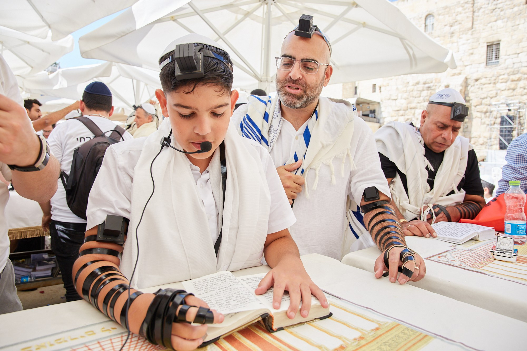 Бар-мицва на Котеле. Портретный и репортажный фотограф в Израиле Рома Бирман