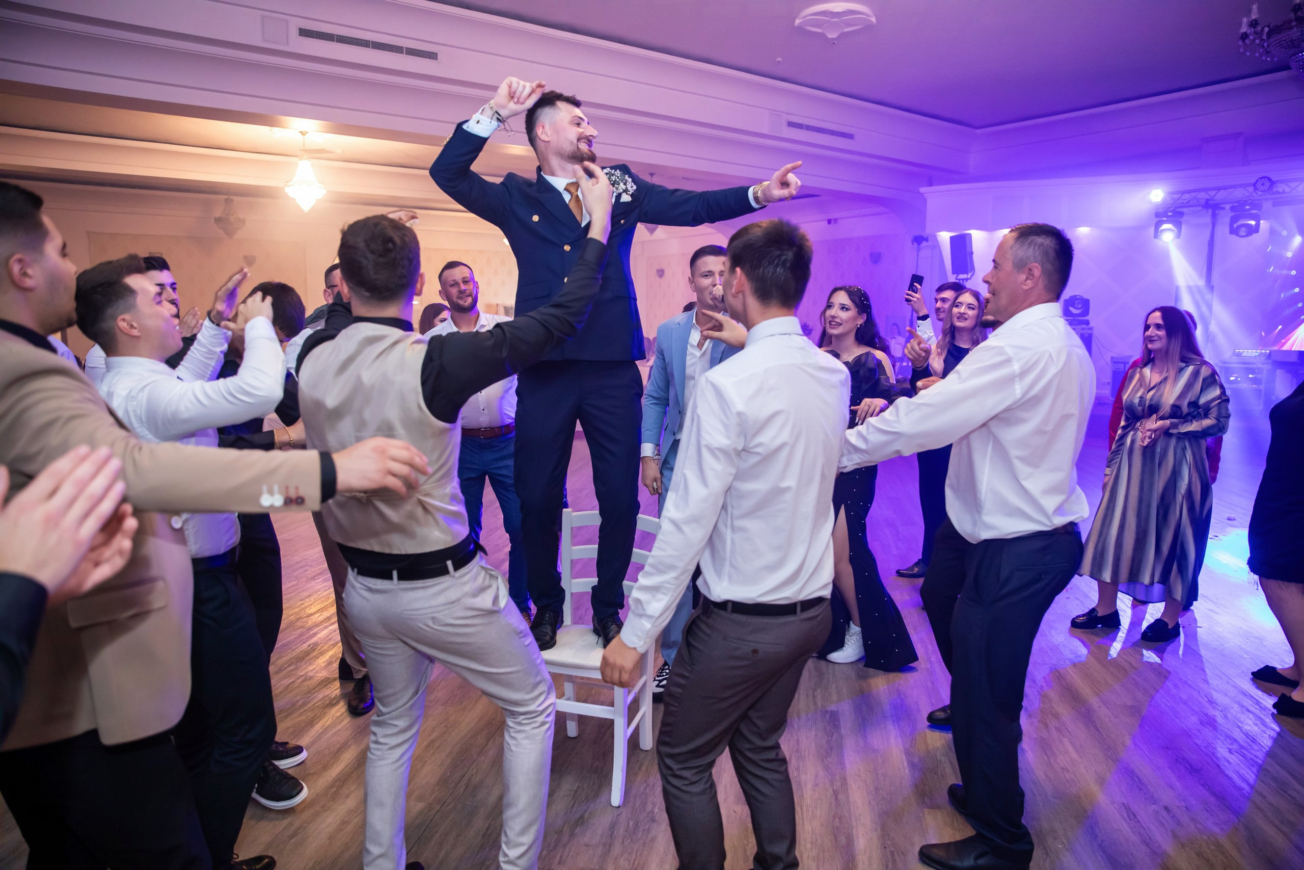 Andrei & Oana – Fotograf Nuntă Botoșani | Alin Chirilă – Povestitor prin Fotografie