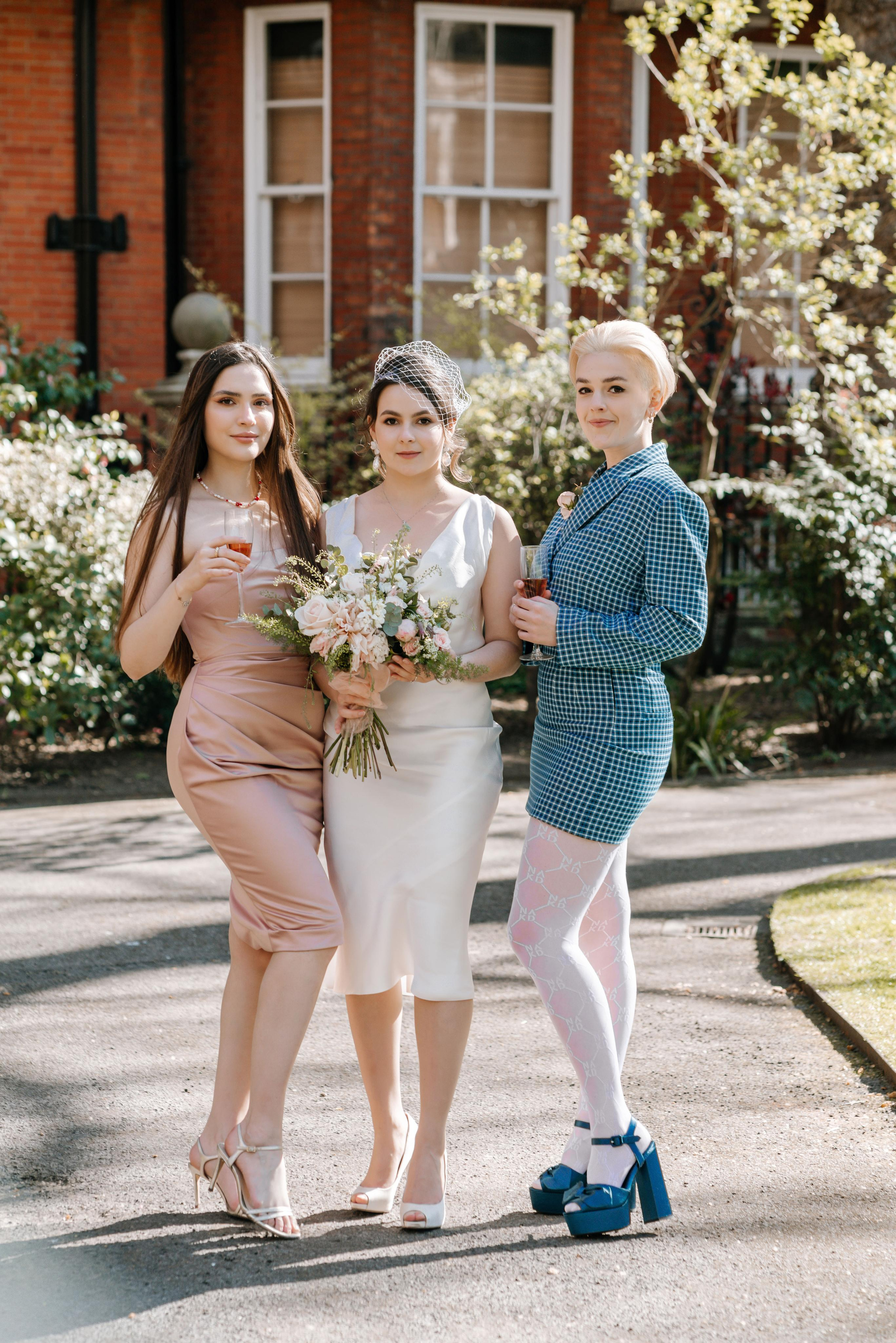 Wedding ceremony in Mayfair Library. London Wedding Photographer|Natasha Ferreira