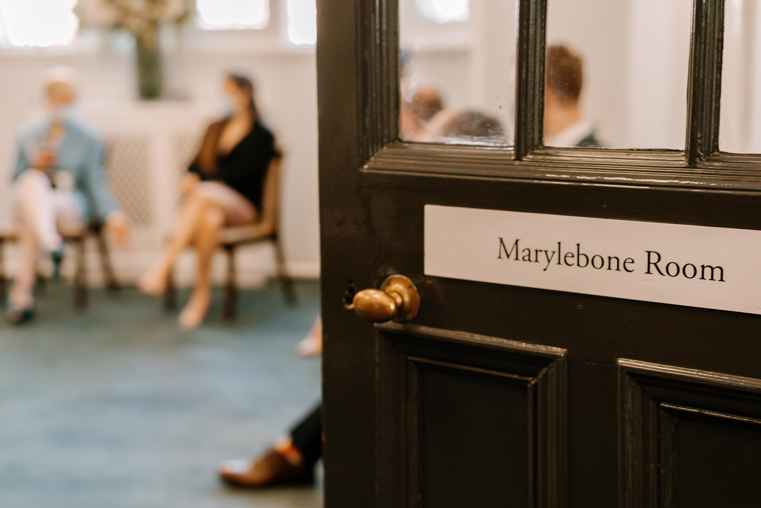 Wedding ceremony in Mayfair Library. London Wedding Photographer|Natasha Ferreira